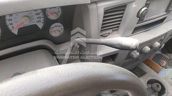 Photo 7 VIN: 1D7HA18258J163010 - DODGE RAM 