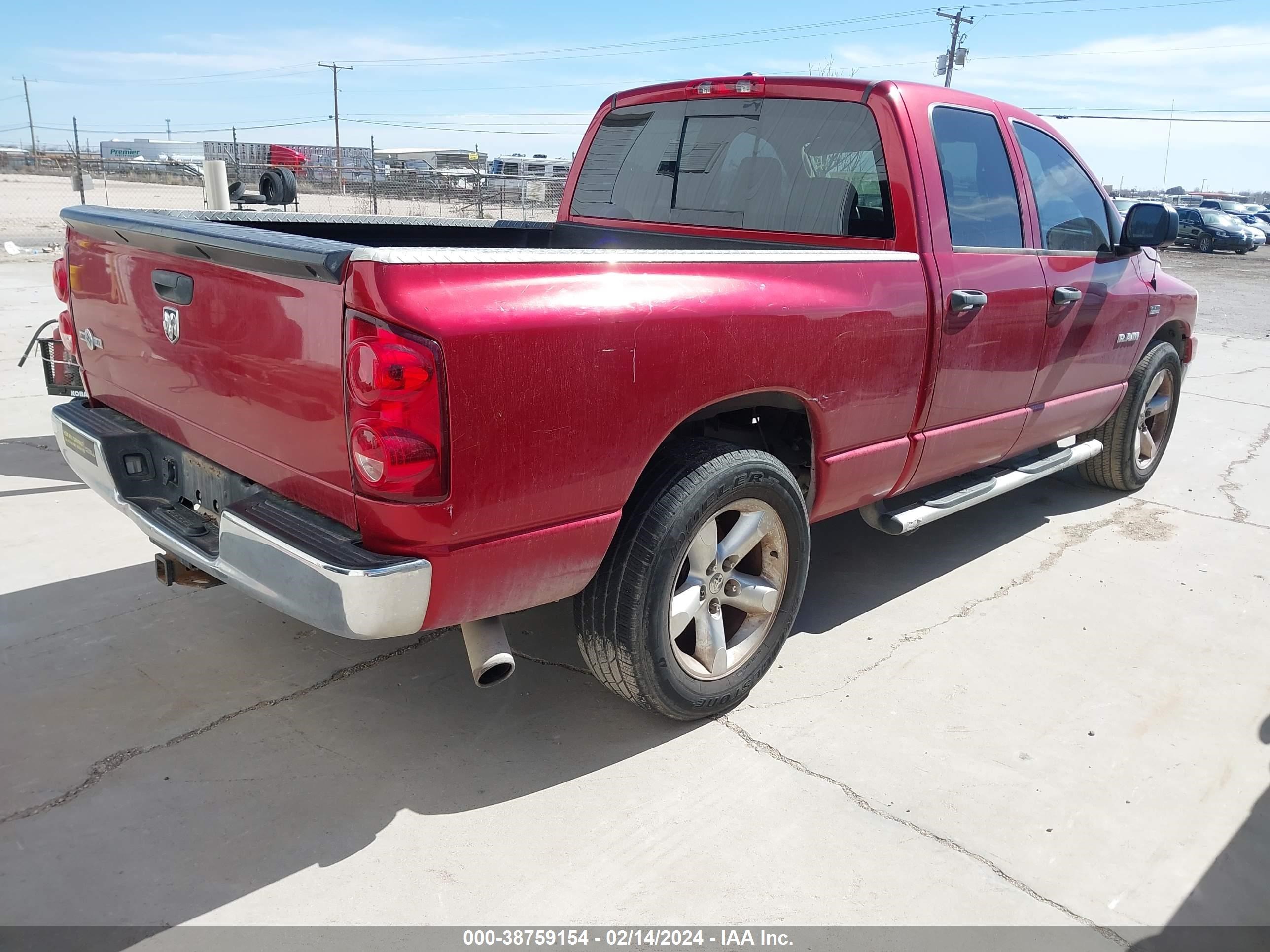 Photo 3 VIN: 1D7HA18258J237218 - DODGE RAM 