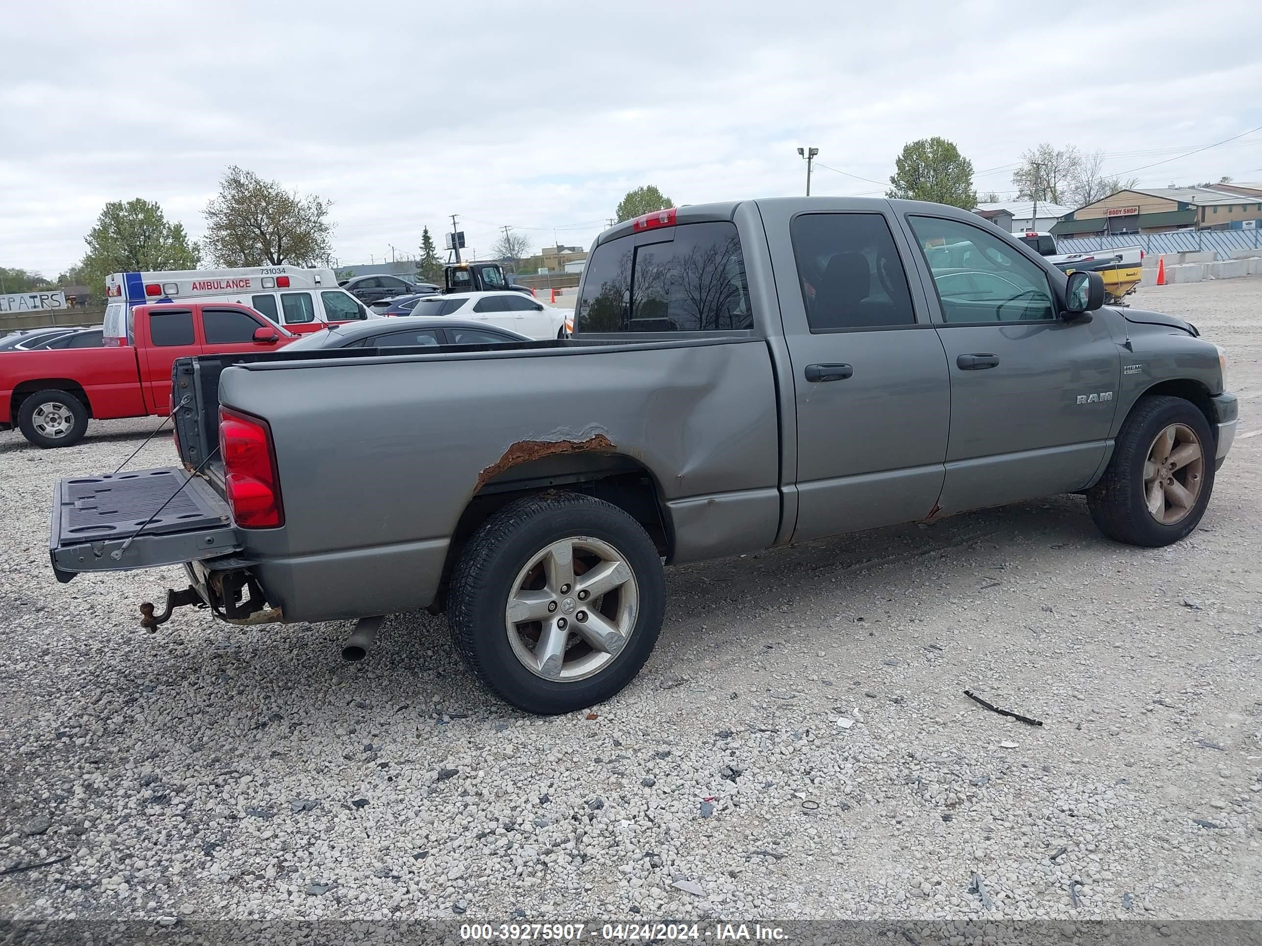 Photo 3 VIN: 1D7HA18268S594806 - DODGE RAM 