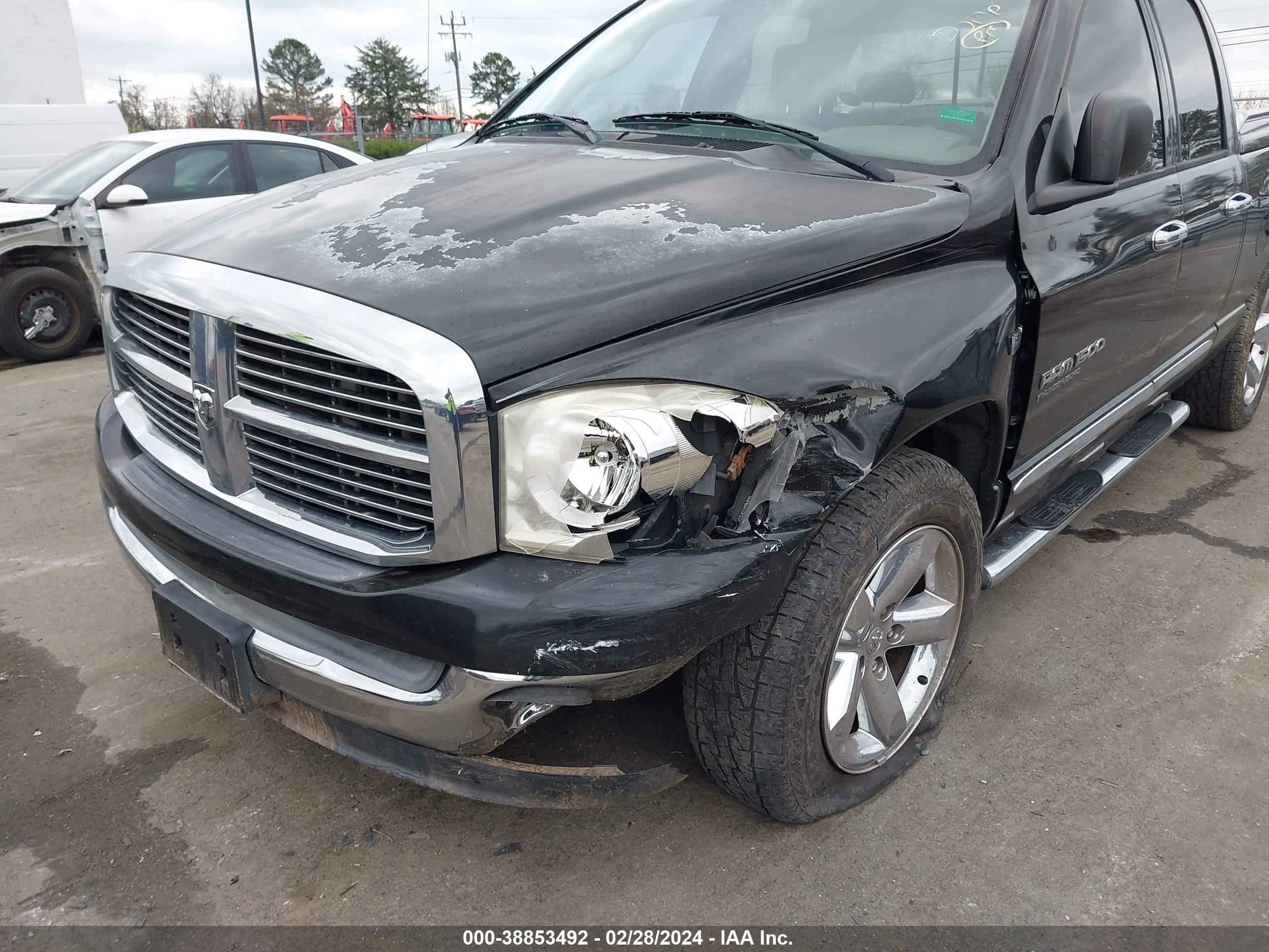 Photo 5 VIN: 1D7HA18287S251395 - DODGE RAM 