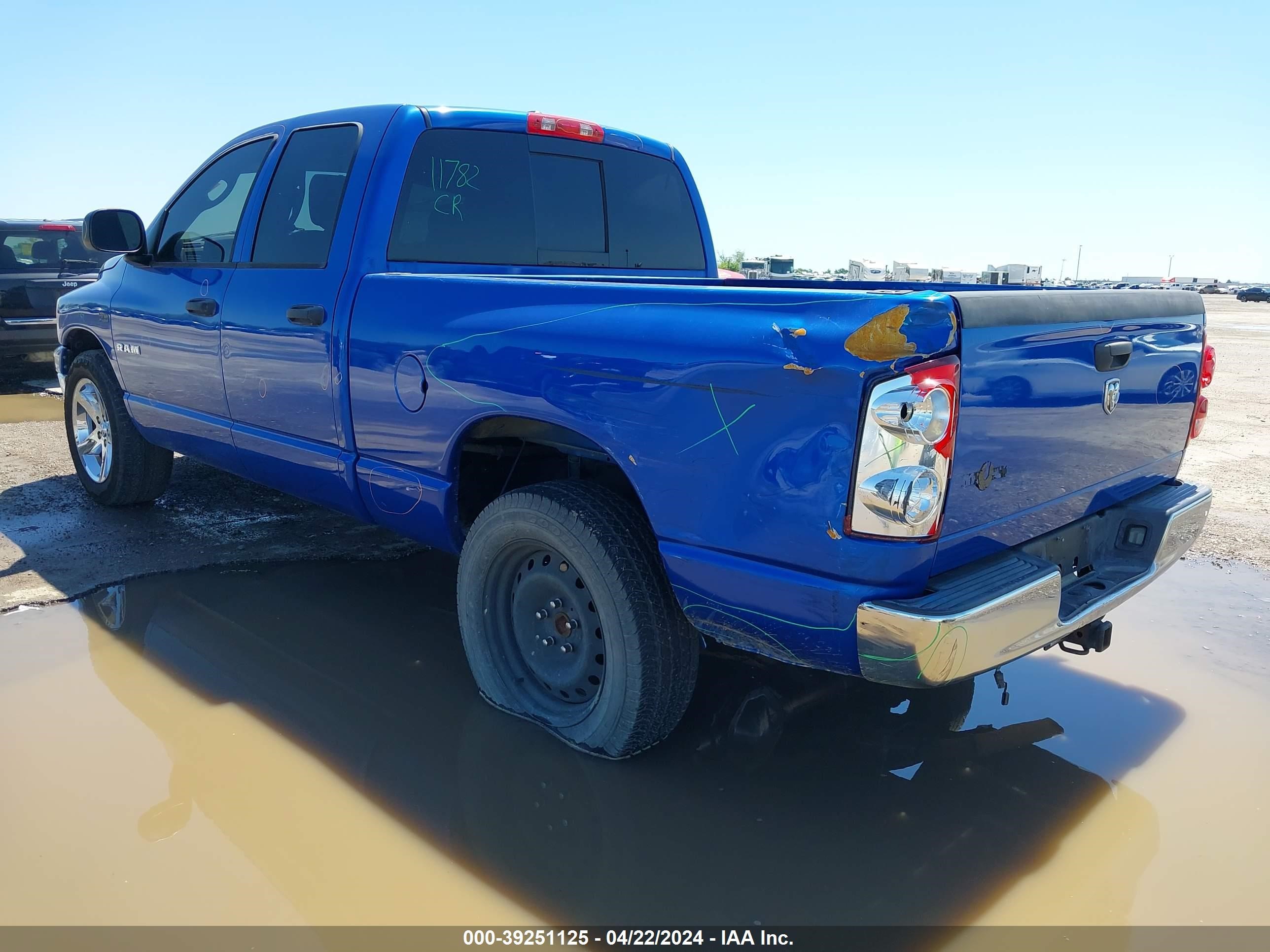 Photo 2 VIN: 1D7HA18288S539872 - DODGE RAM 