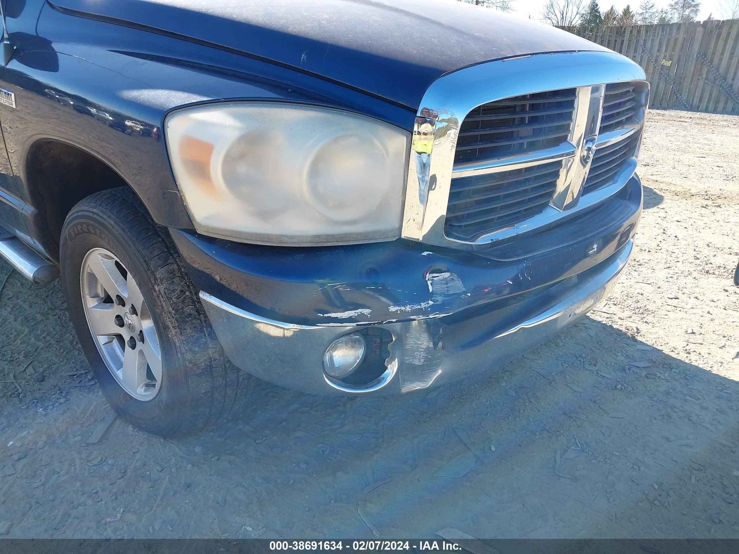 Photo 5 VIN: 1D7HA18298J223421 - DODGE RAM 