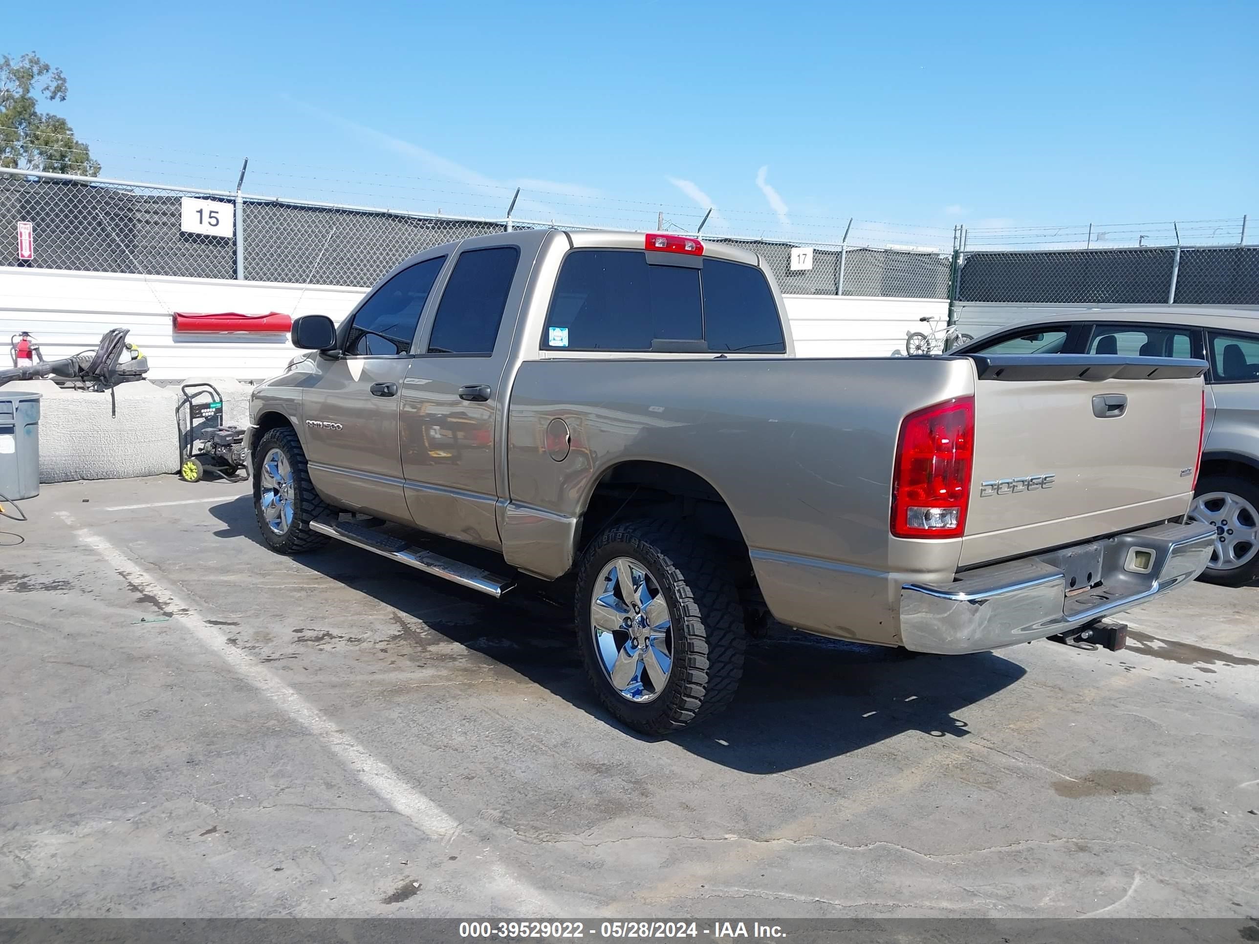 Photo 2 VIN: 1D7HA18D03S336100 - DODGE RAM 