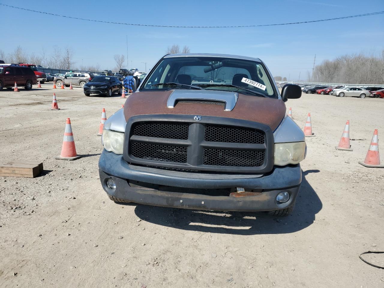 Photo 4 VIN: 1D7HA18D13S242713 - DODGE RAM 