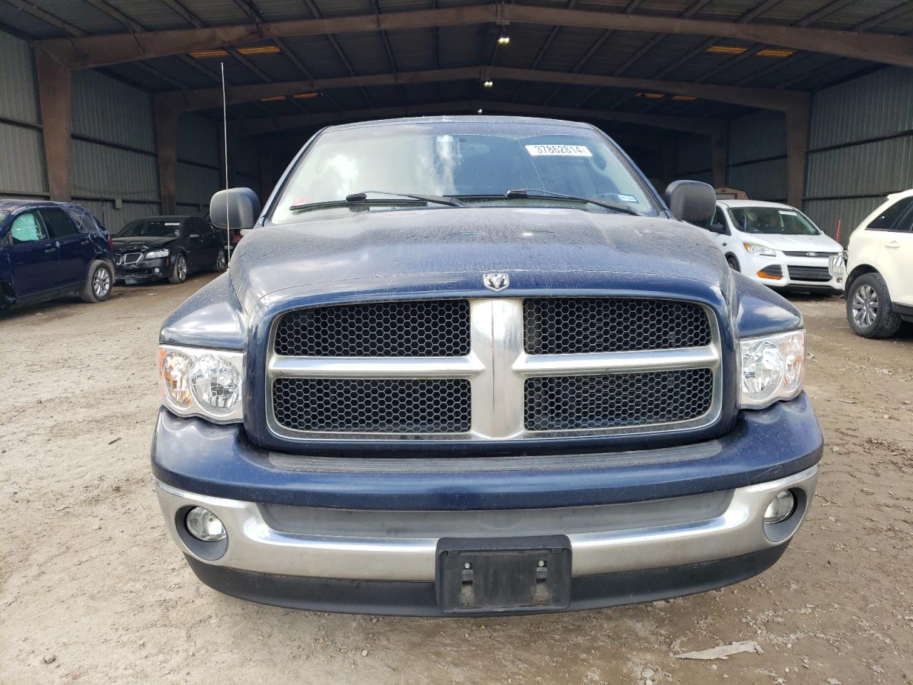 Photo 4 VIN: 1D7HA18D23J627039 - DODGE RAM 