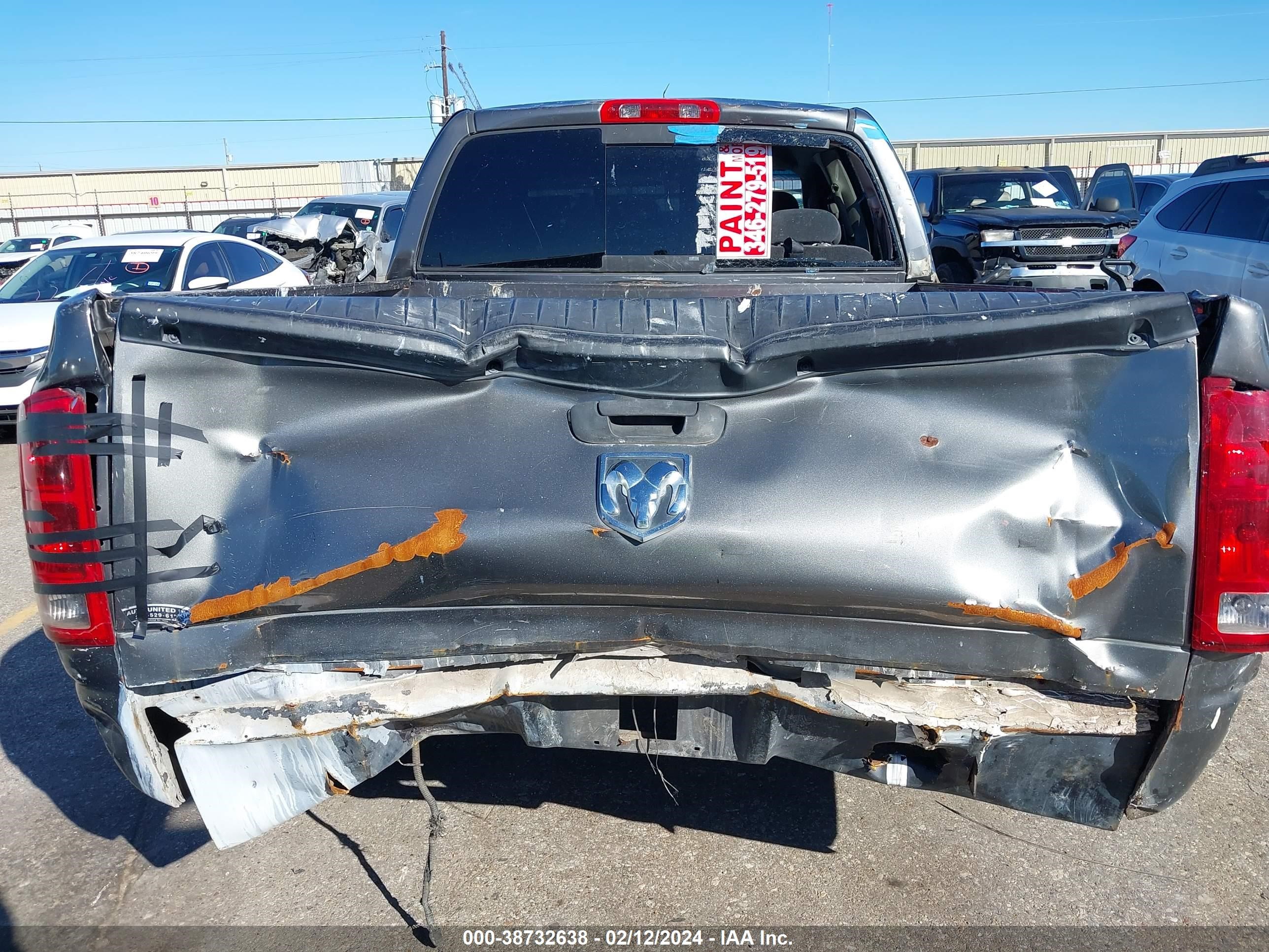 Photo 5 VIN: 1D7HA18D24S620216 - DODGE RAM 