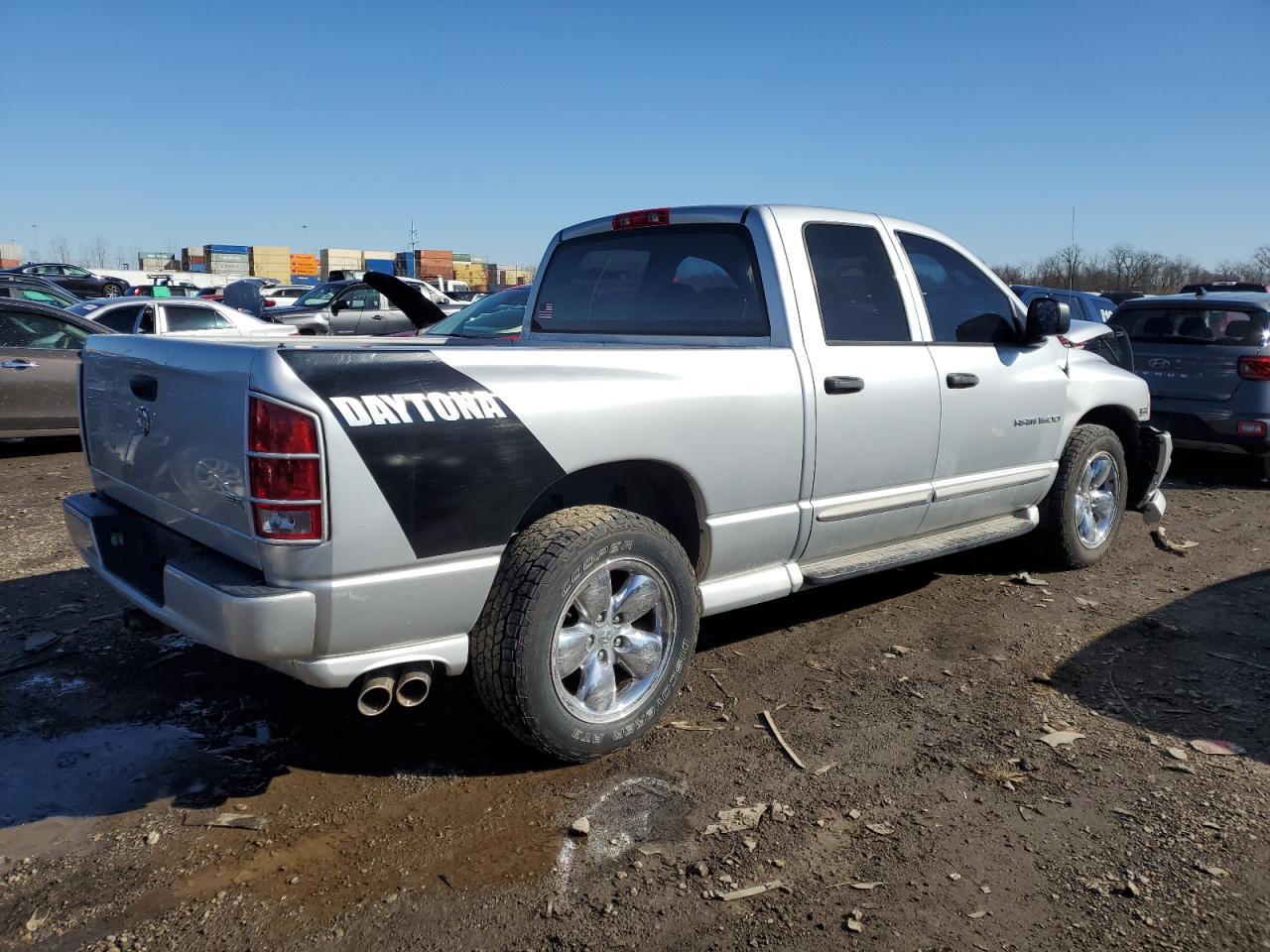 Photo 2 VIN: 1D7HA18D25J641171 - DODGE RAM 