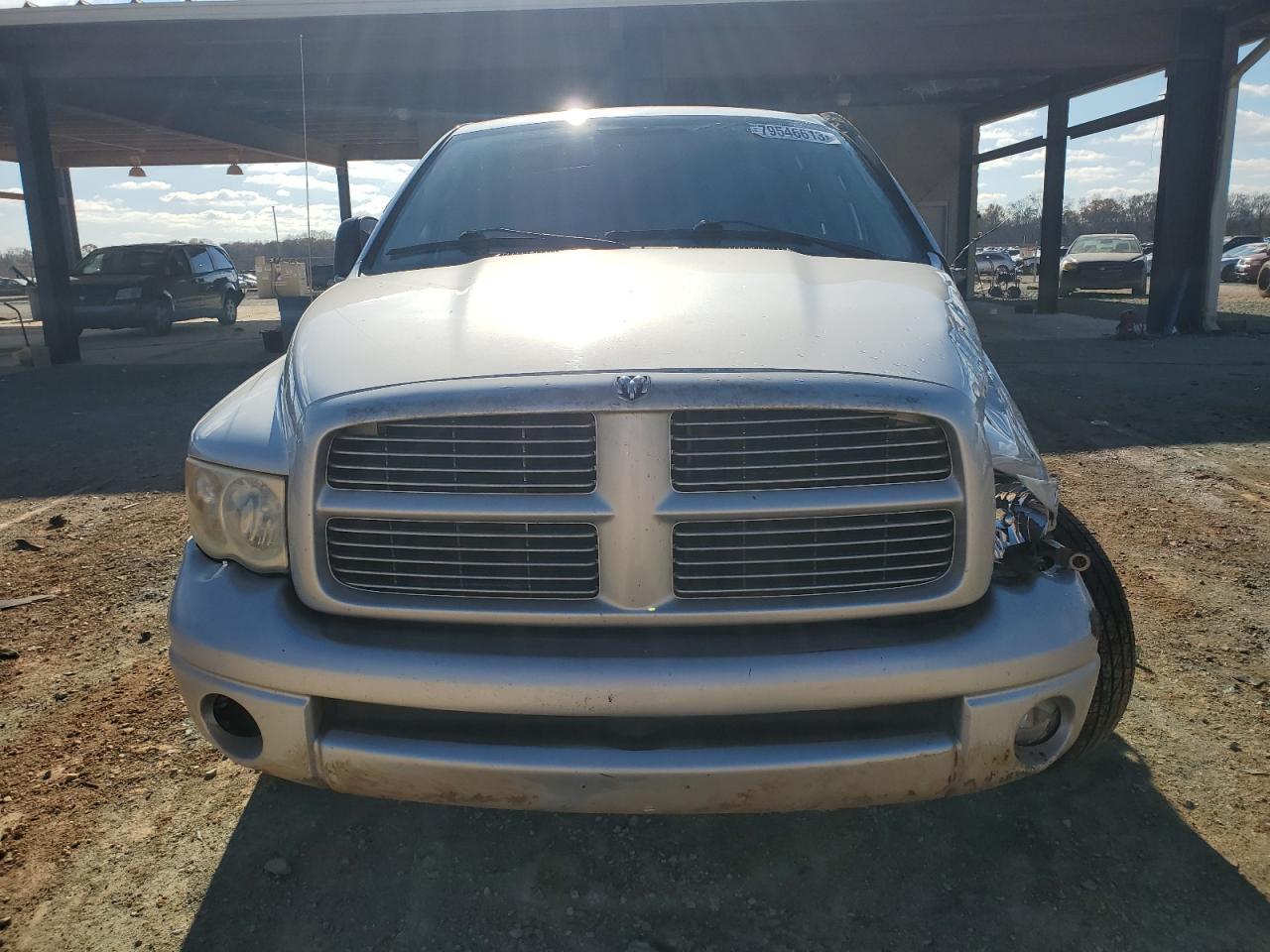 Photo 4 VIN: 1D7HA18D33S271551 - DODGE RAM 