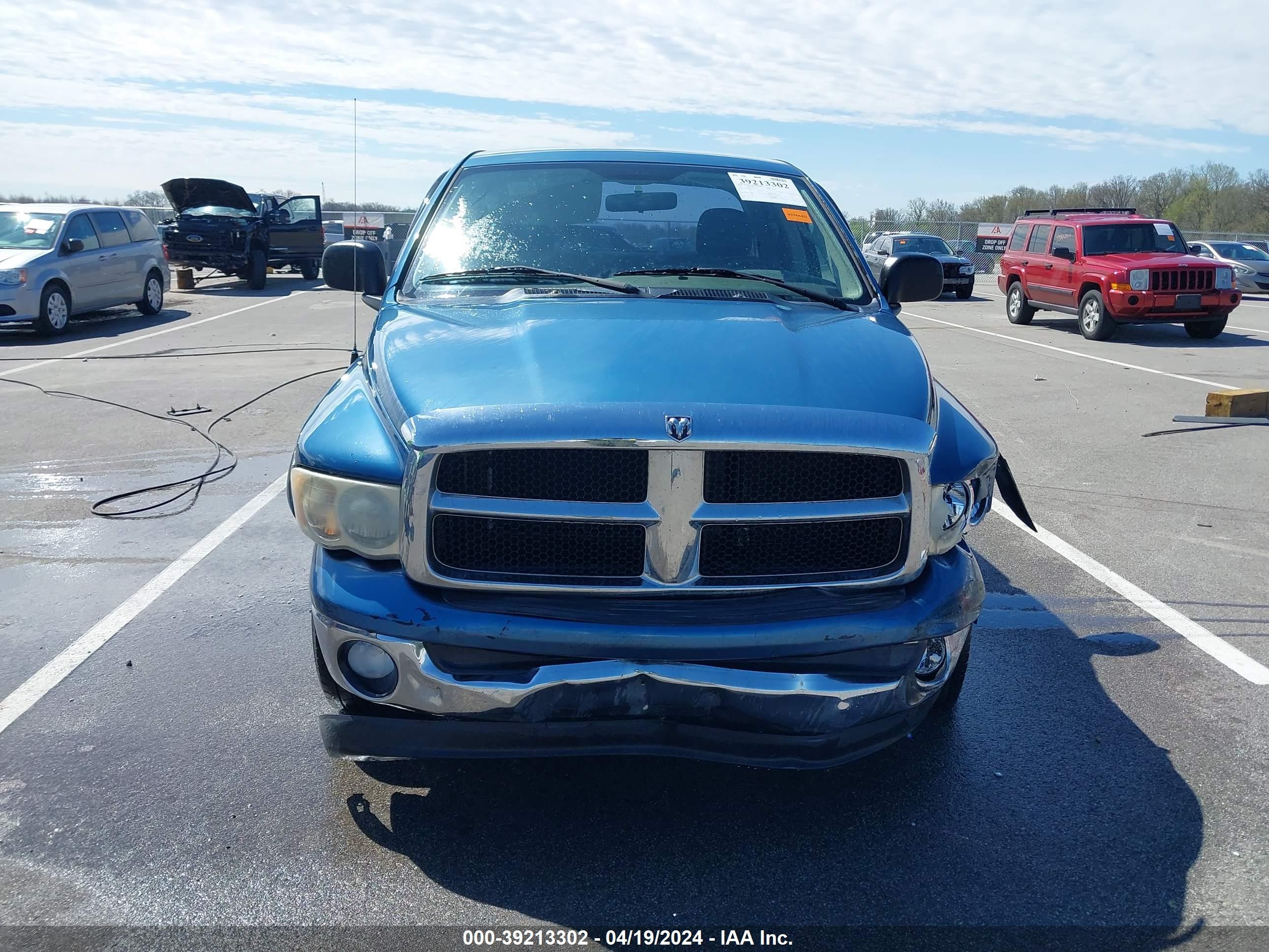 Photo 11 VIN: 1D7HA18D33S320103 - DODGE RAM 