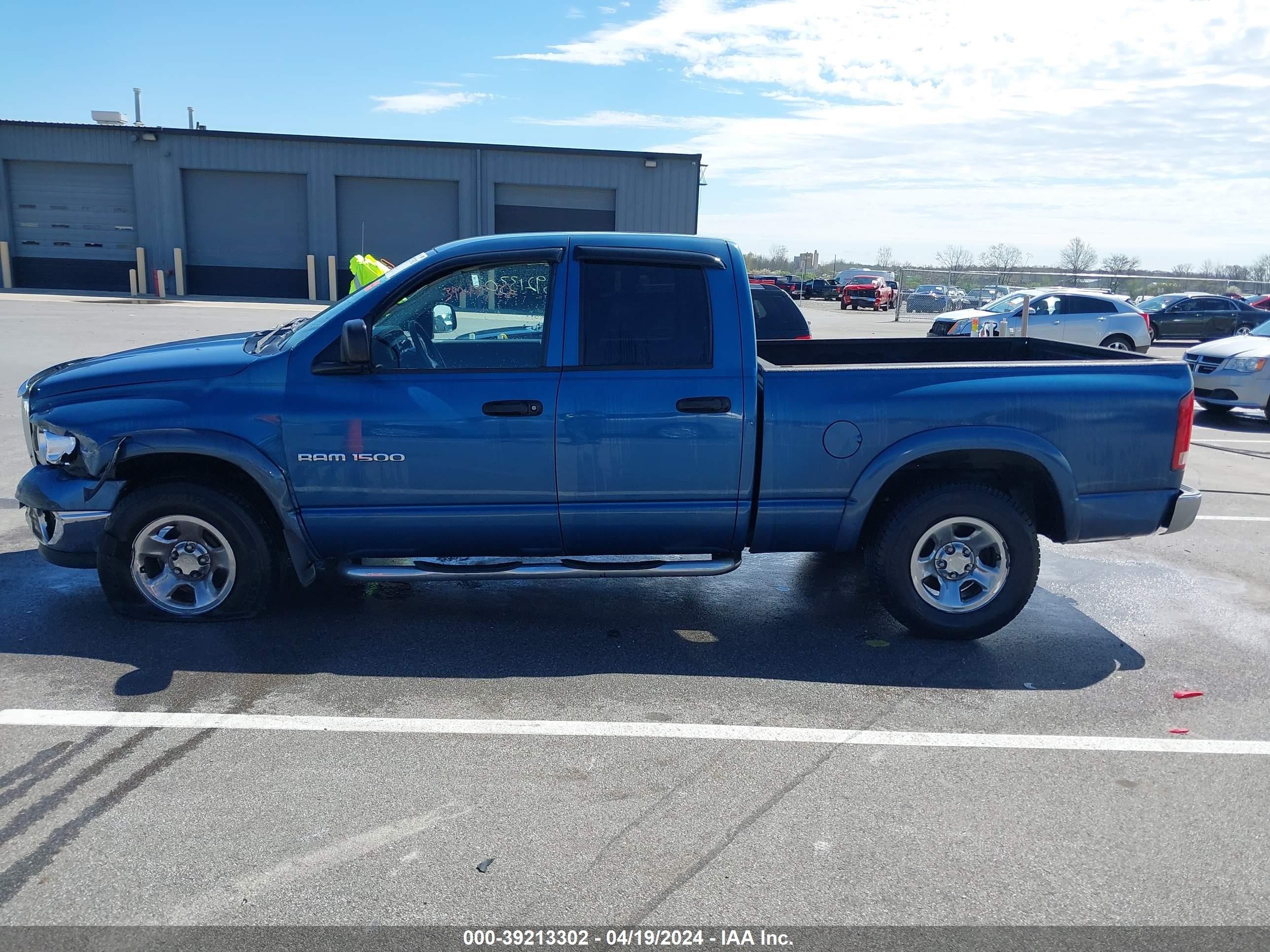 Photo 13 VIN: 1D7HA18D33S320103 - DODGE RAM 