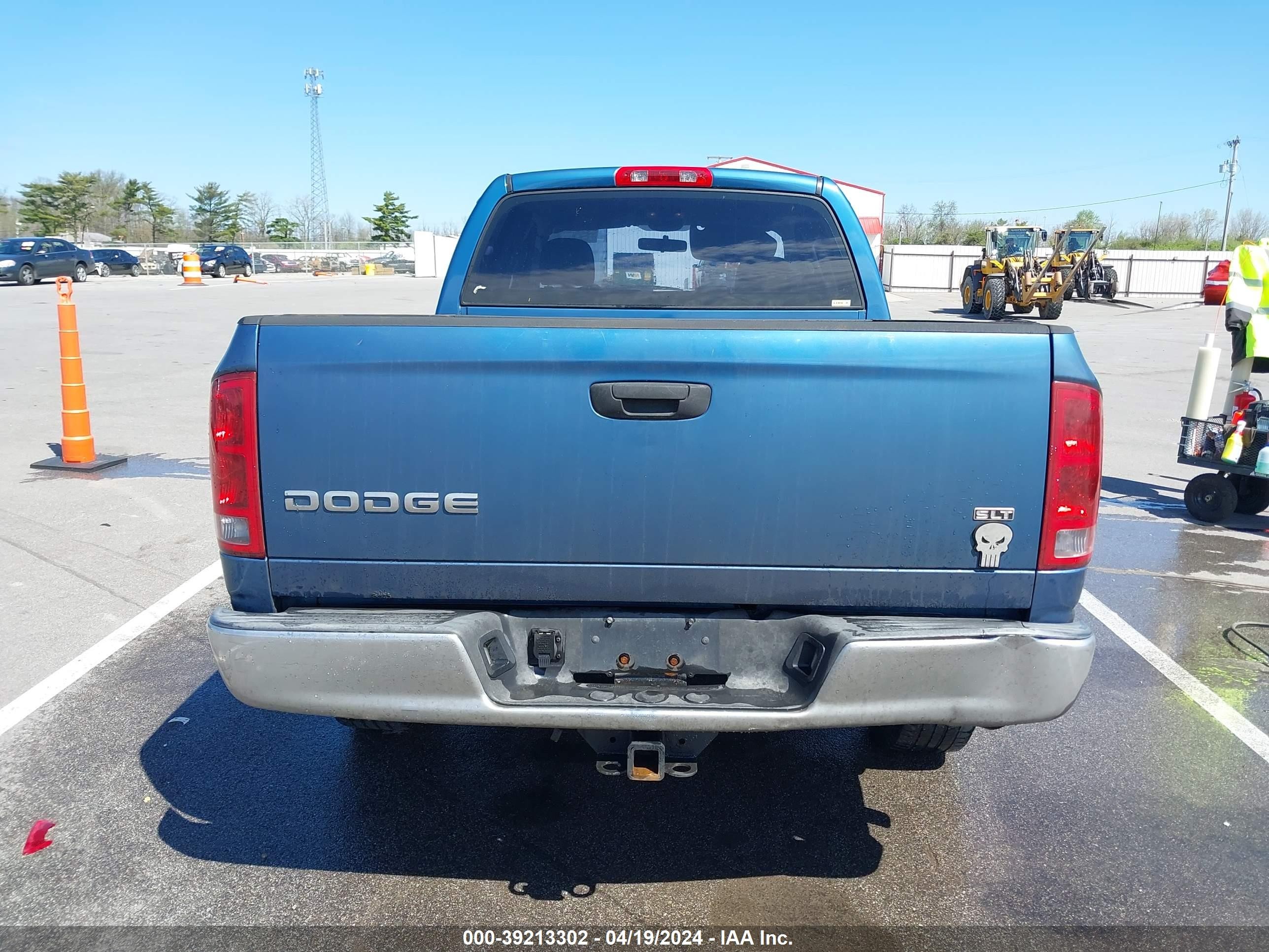 Photo 15 VIN: 1D7HA18D33S320103 - DODGE RAM 