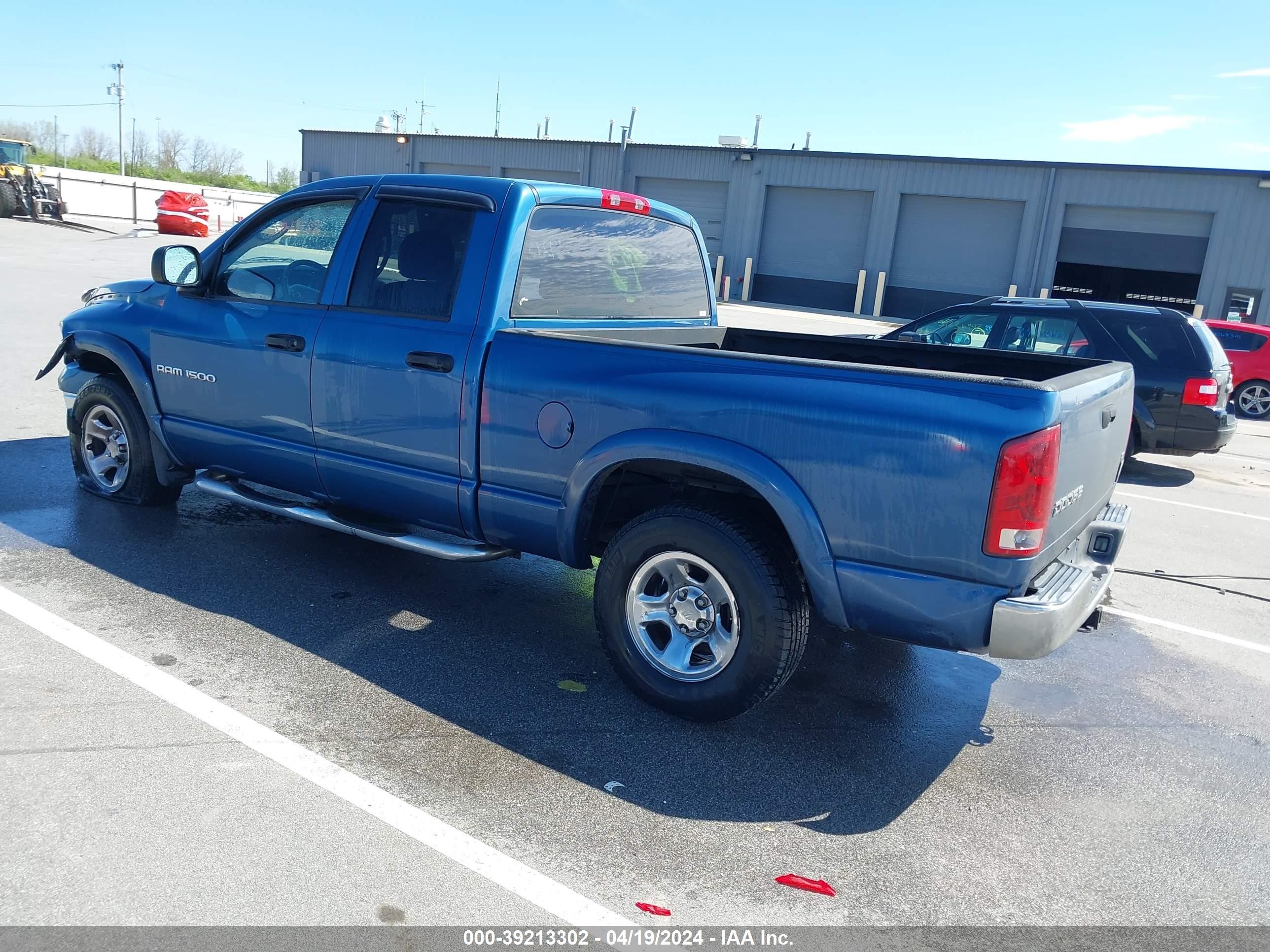 Photo 2 VIN: 1D7HA18D33S320103 - DODGE RAM 