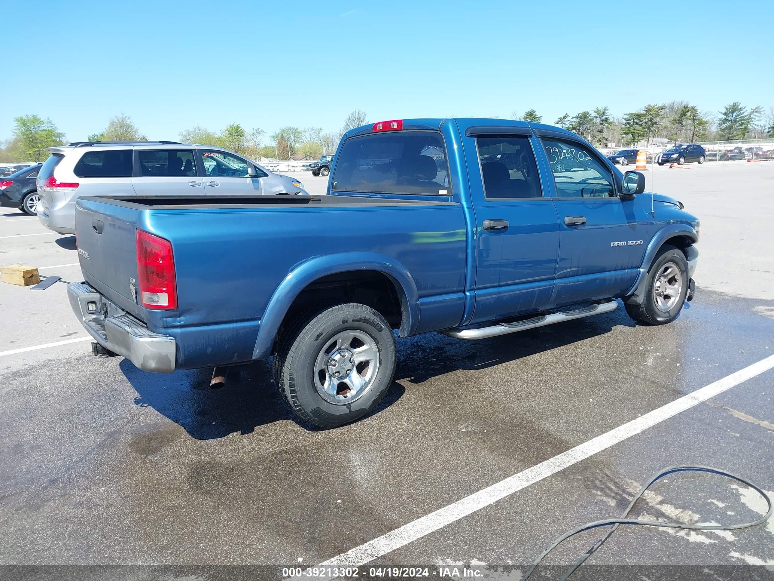 Photo 3 VIN: 1D7HA18D33S320103 - DODGE RAM 