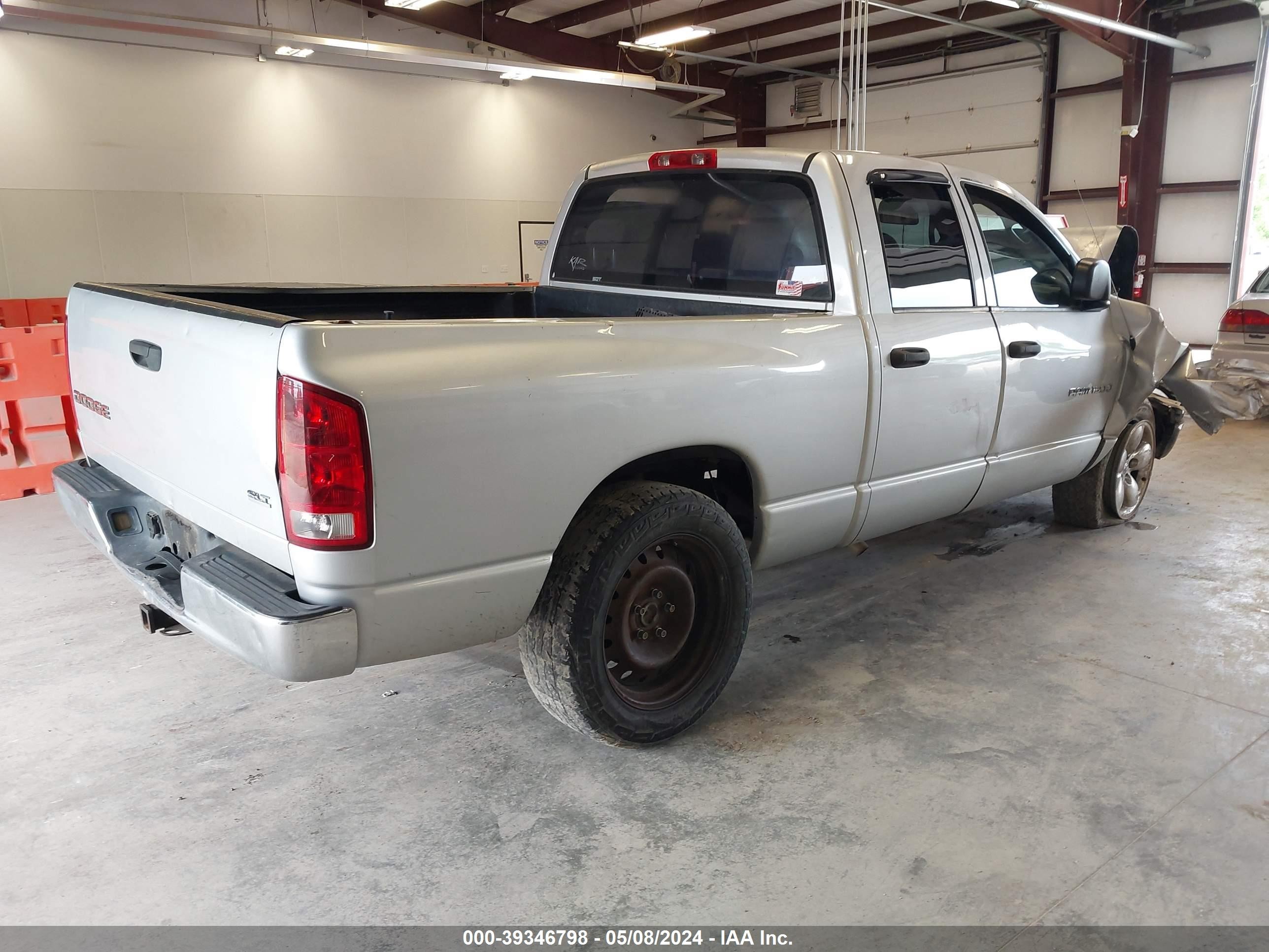 Photo 3 VIN: 1D7HA18D34S529312 - DODGE RAM 