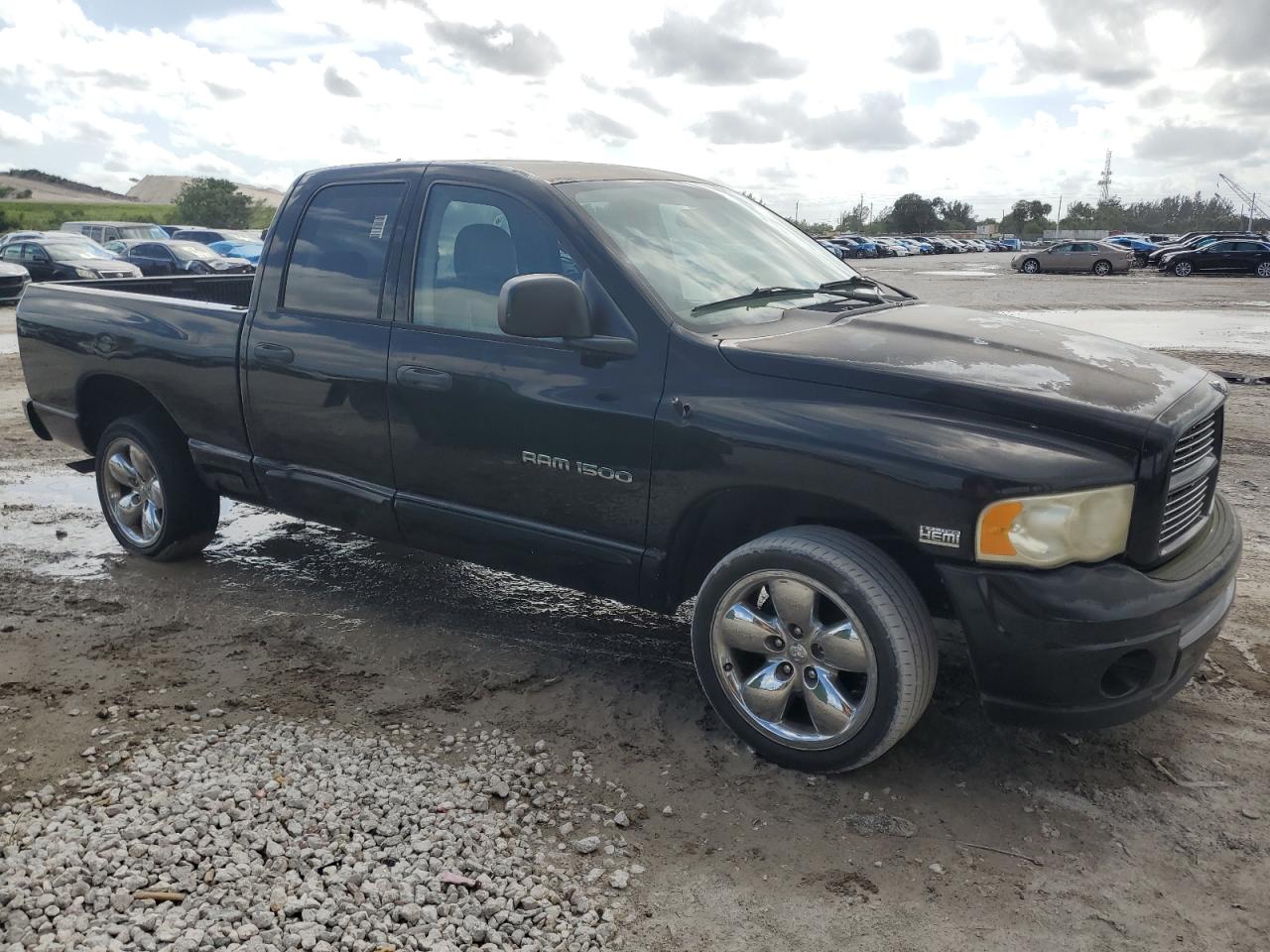 Photo 3 VIN: 1D7HA18D44S572153 - DODGE RAM 