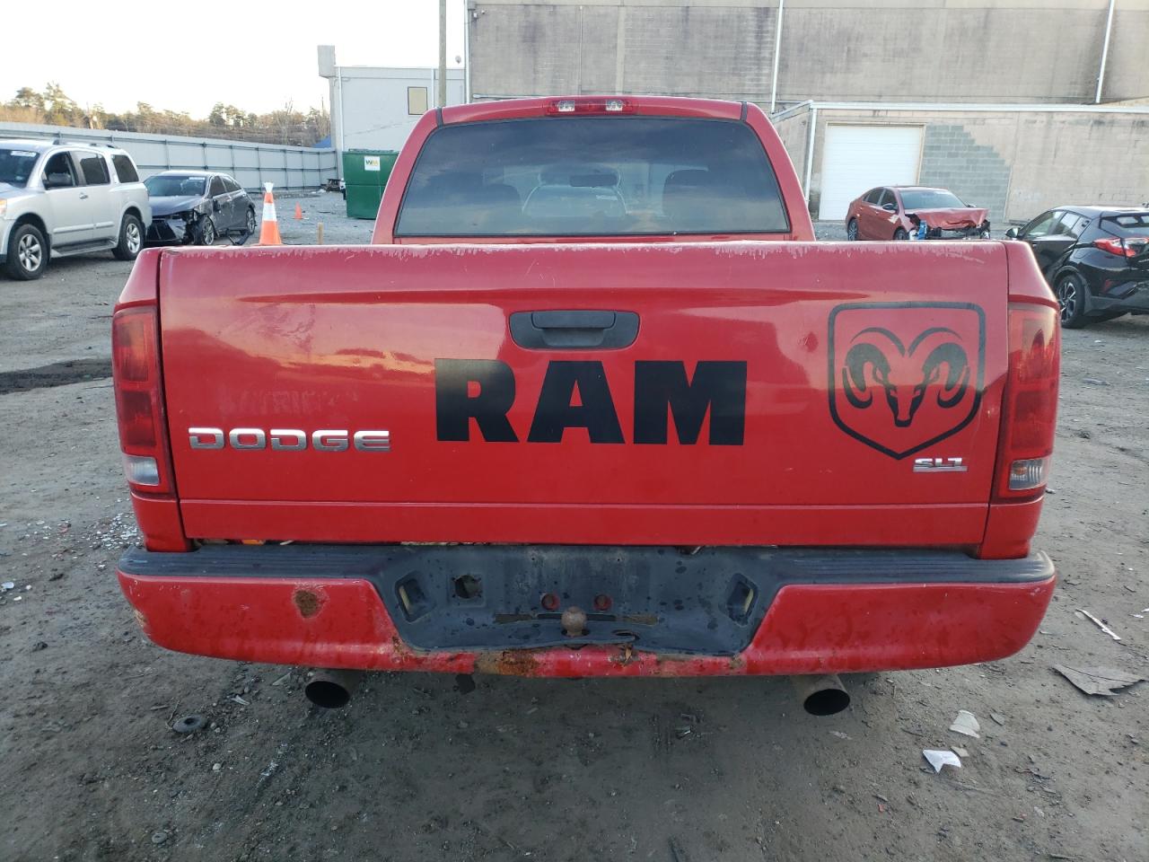 Photo 5 VIN: 1D7HA18D44S736341 - DODGE RAM 