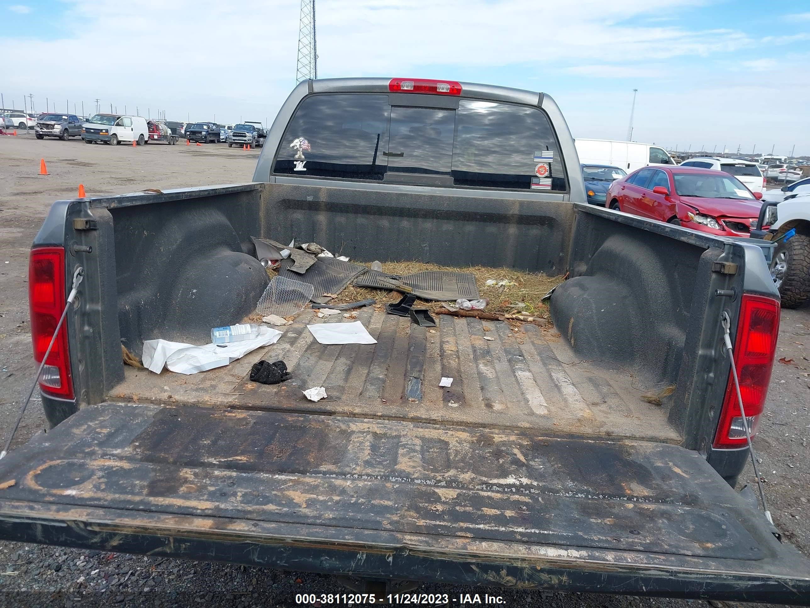 Photo 7 VIN: 1D7HA18D45S153916 - DODGE RAM 