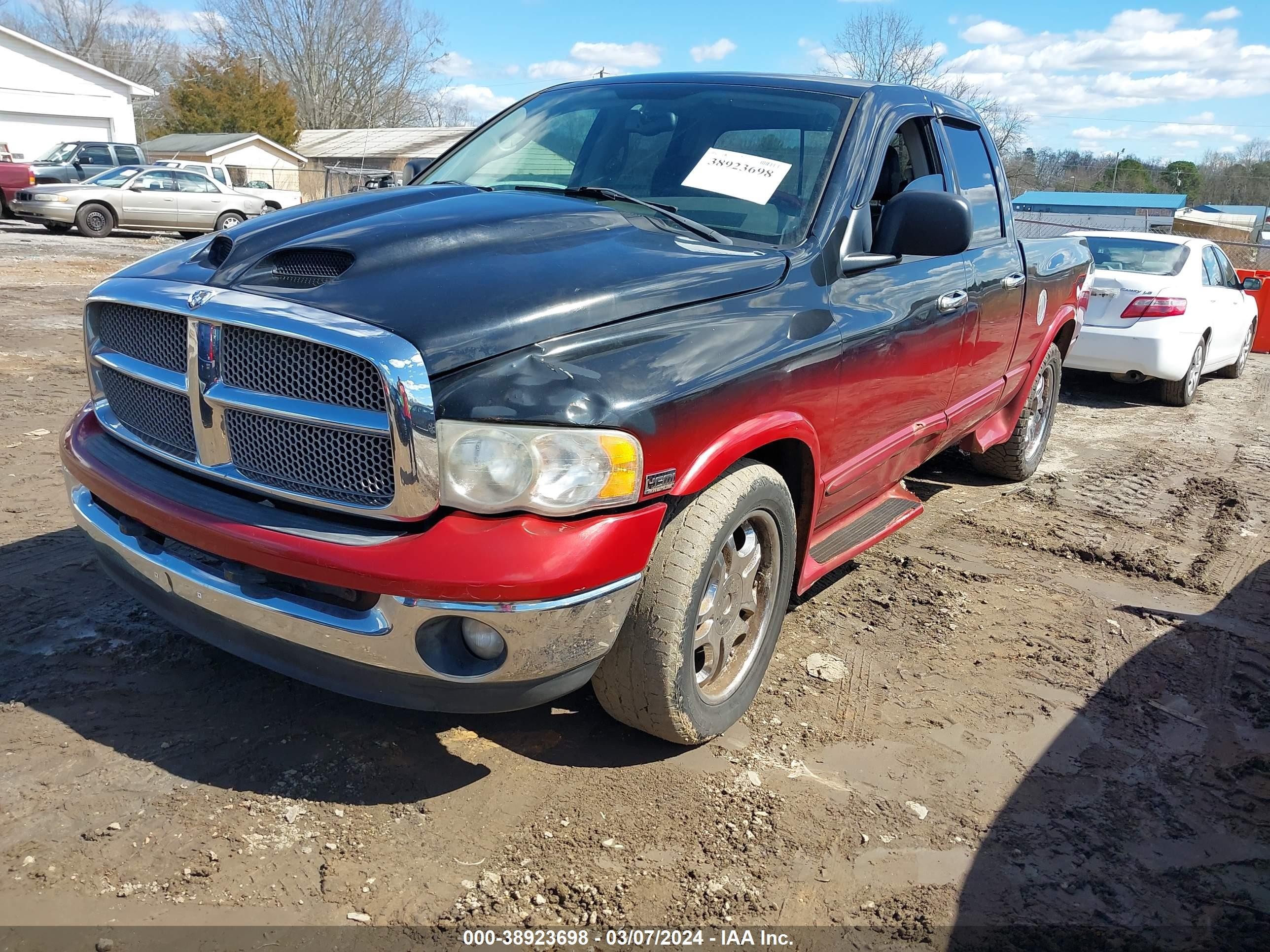 Photo 1 VIN: 1D7HA18D45S173325 - DODGE RAM 