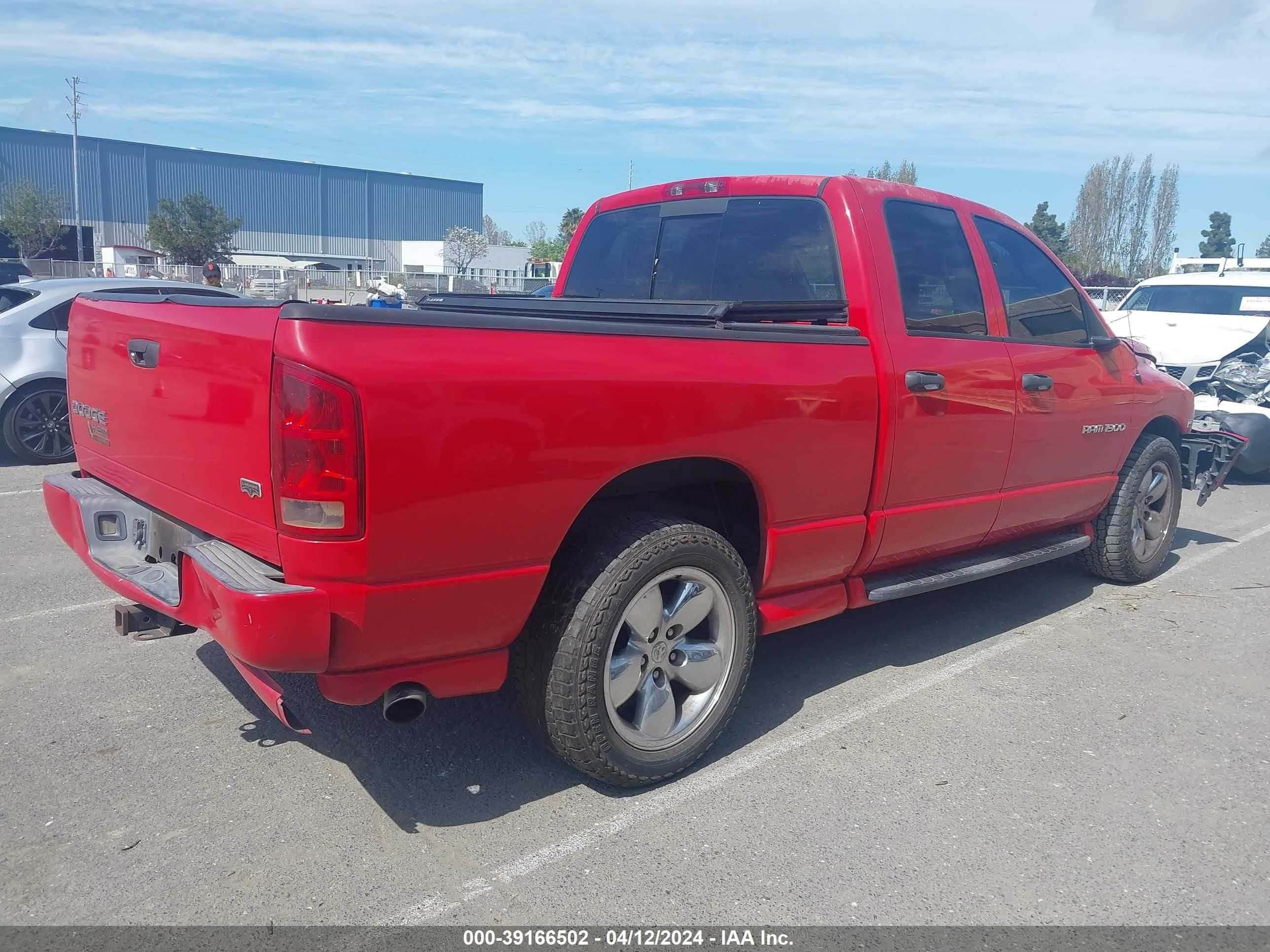 Photo 3 VIN: 1D7HA18D53S327537 - DODGE RAM 