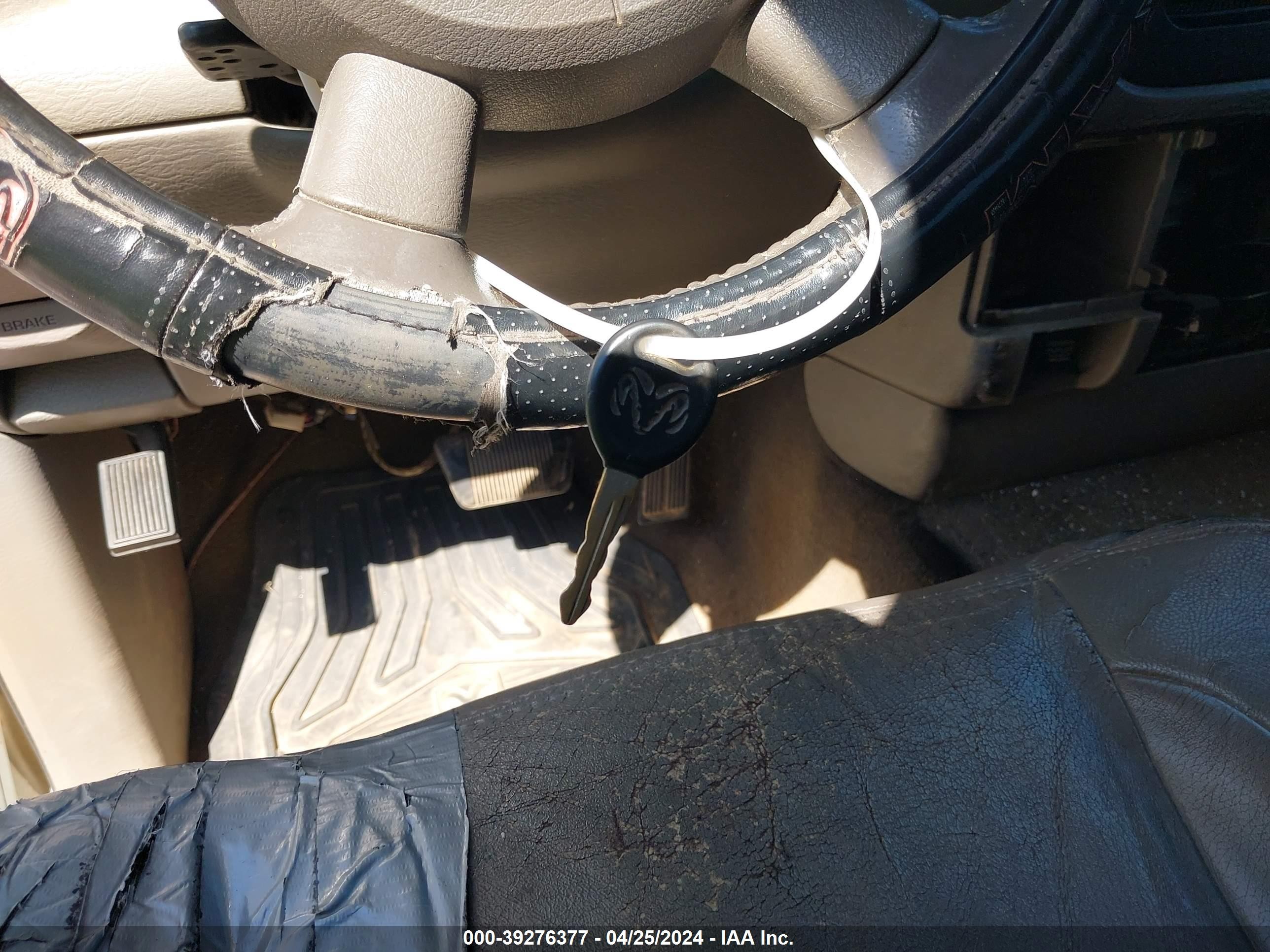 Photo 10 VIN: 1D7HA18D65S334015 - DODGE RAM 