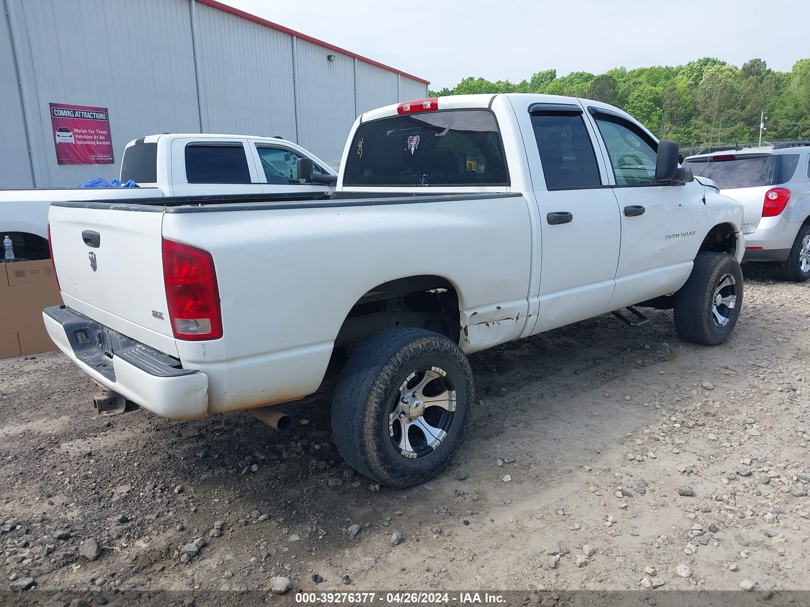 Photo 3 VIN: 1D7HA18D65S334015 - DODGE RAM 