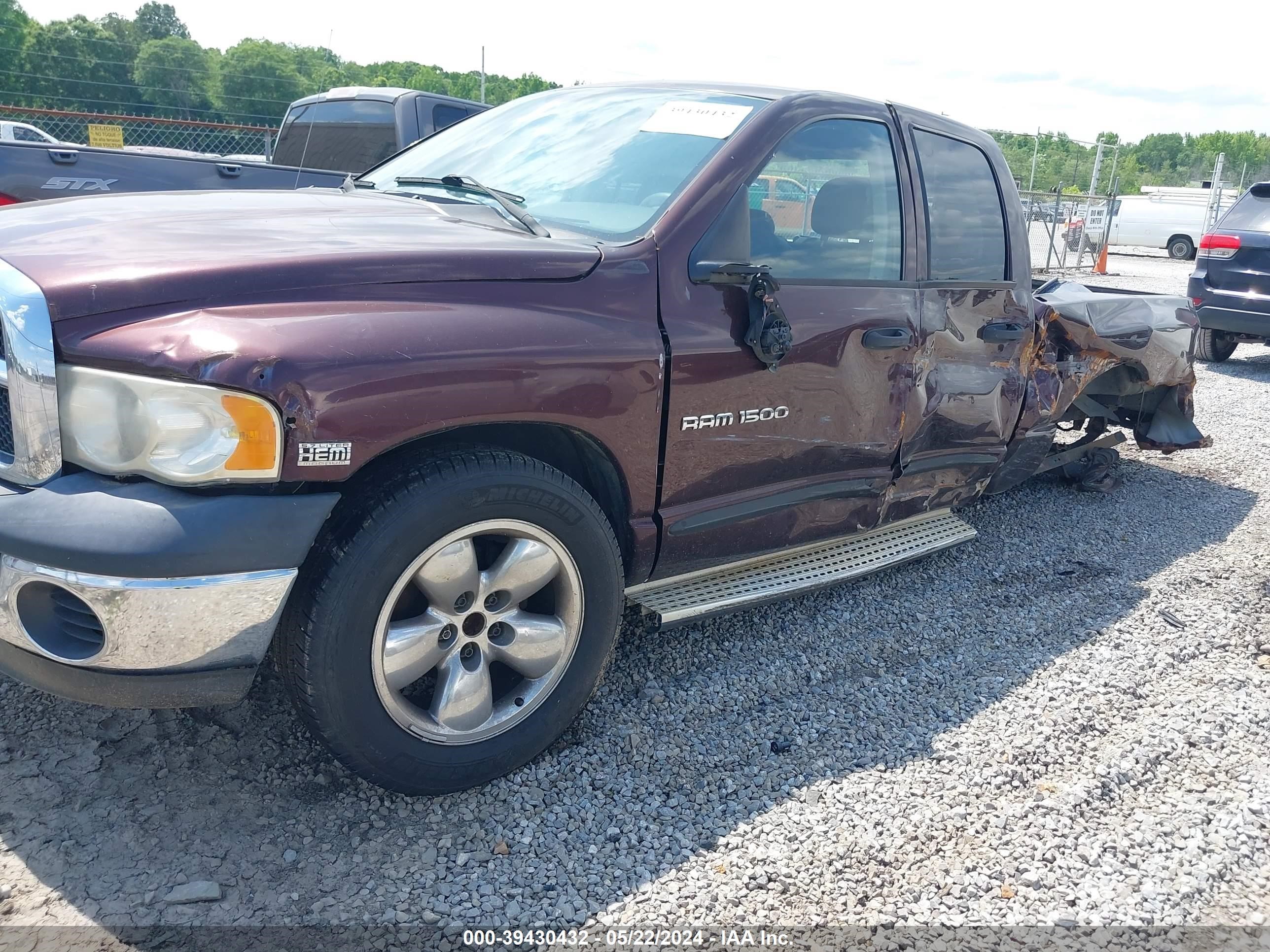 Photo 1 VIN: 1D7HA18D74J112992 - DODGE RAM 