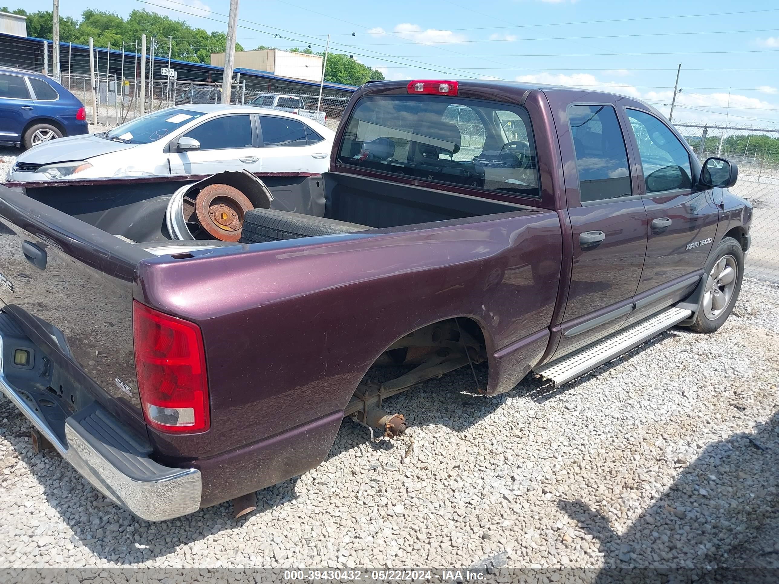 Photo 3 VIN: 1D7HA18D74J112992 - DODGE RAM 