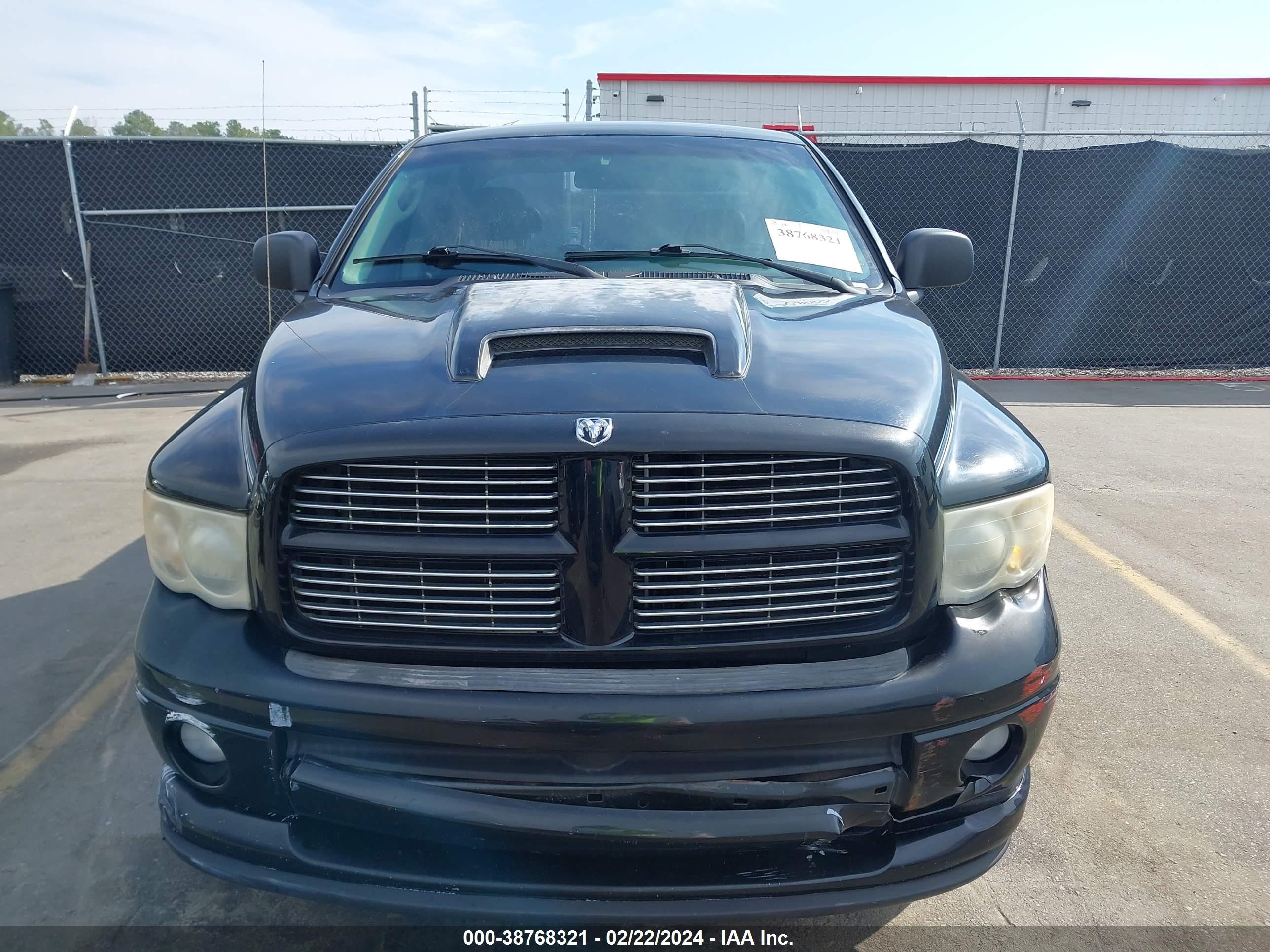 Photo 11 VIN: 1D7HA18D74J291356 - DODGE RAM 