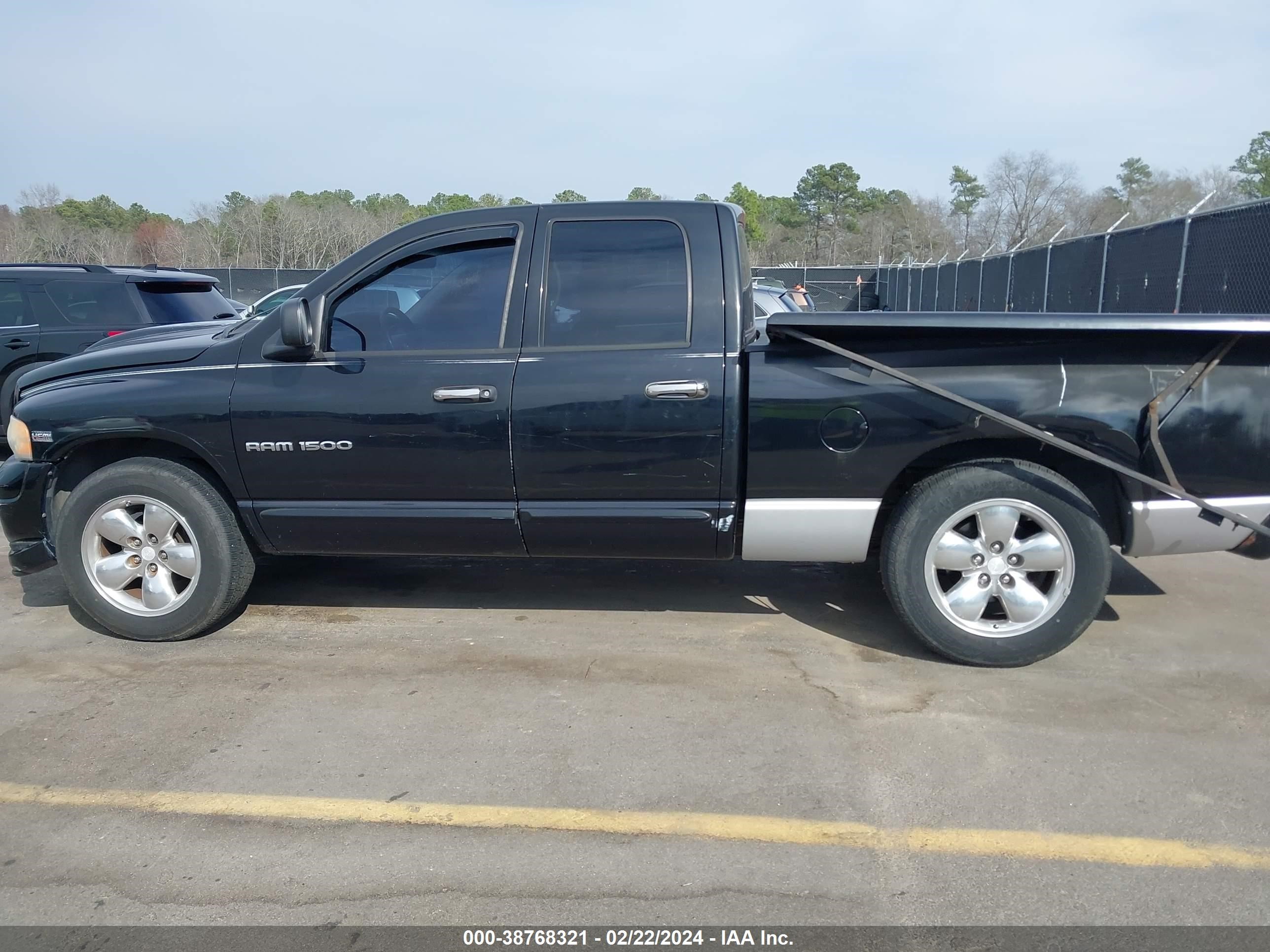 Photo 13 VIN: 1D7HA18D74J291356 - DODGE RAM 