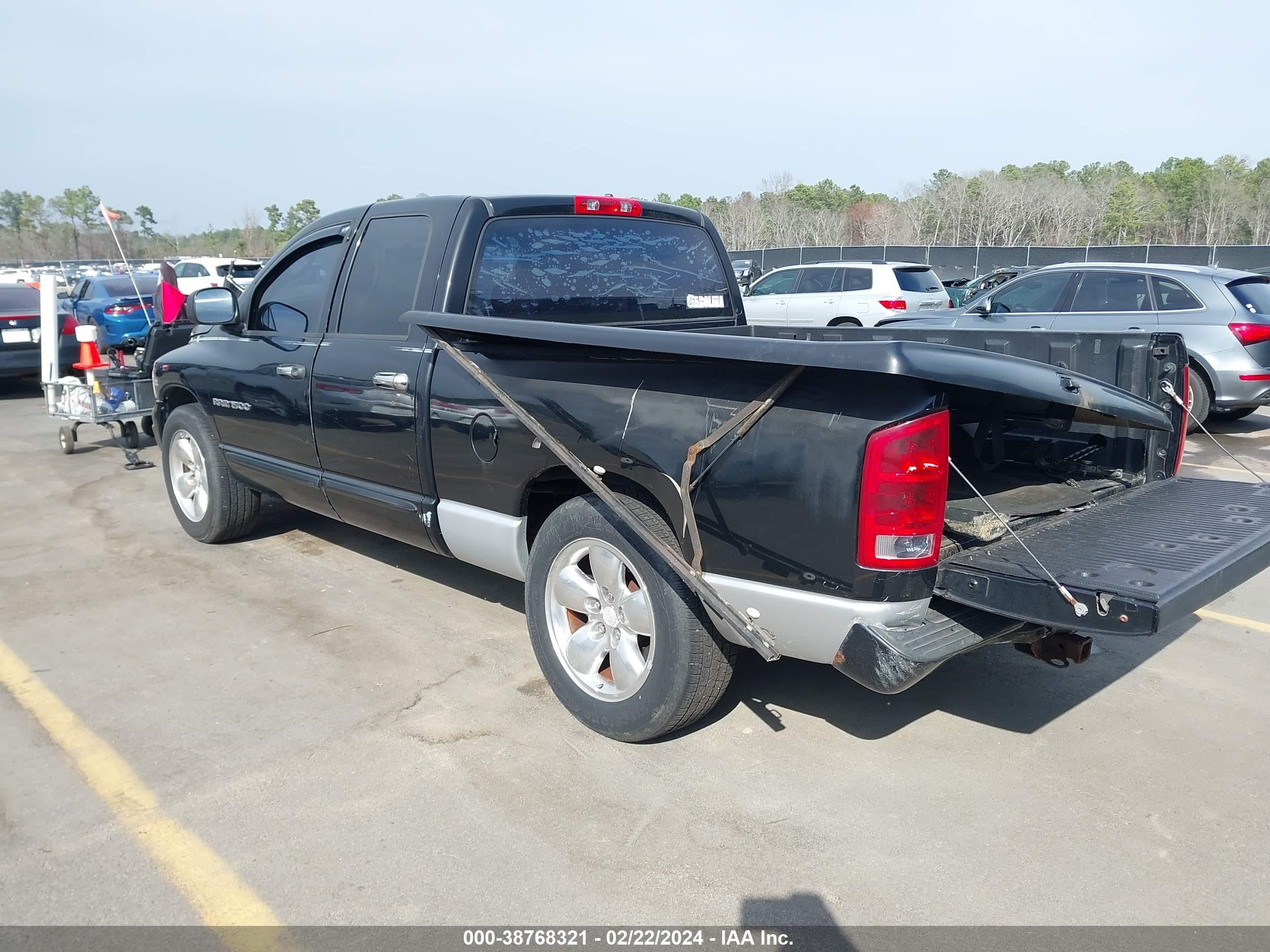 Photo 2 VIN: 1D7HA18D74J291356 - DODGE RAM 