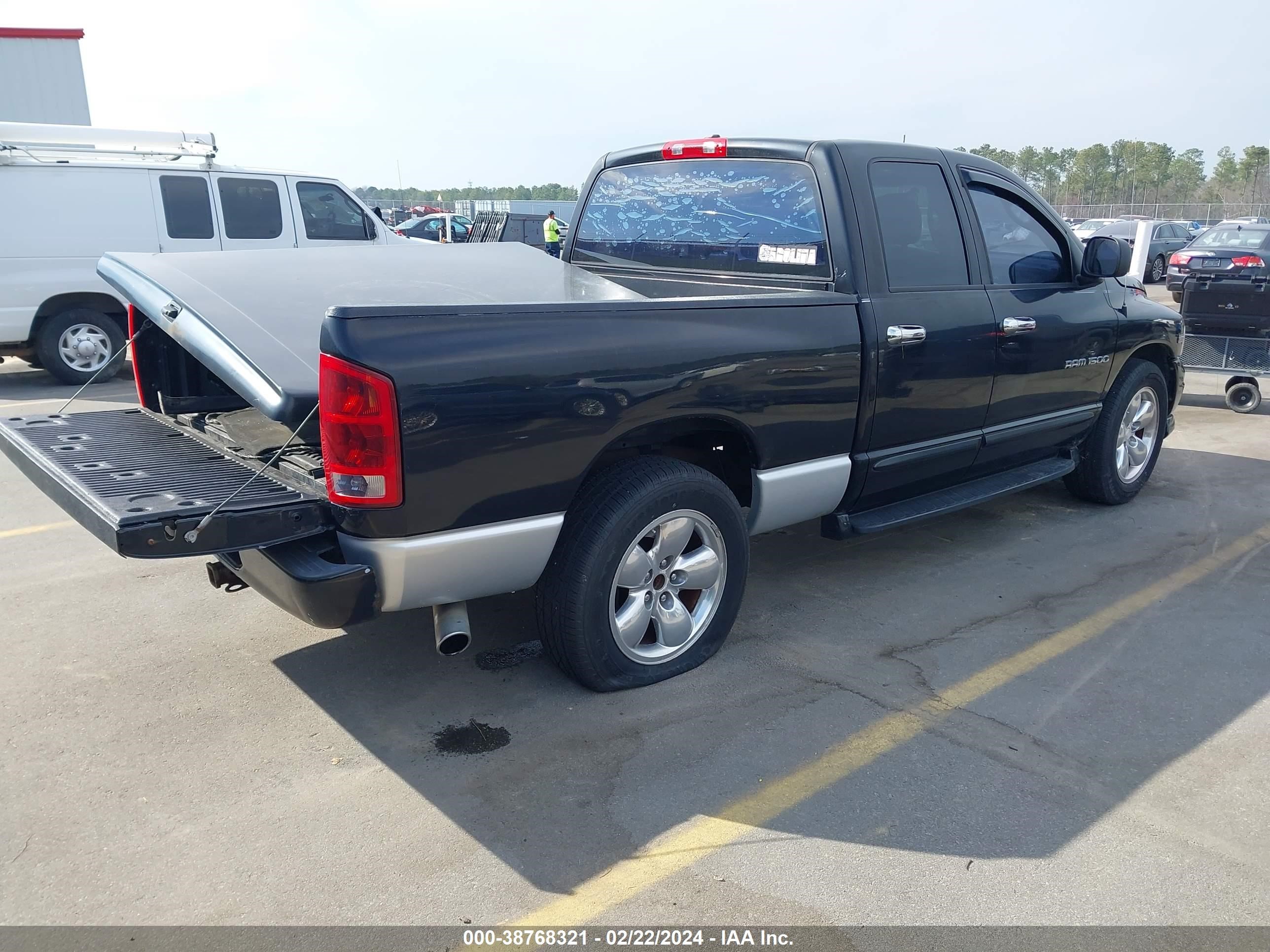 Photo 3 VIN: 1D7HA18D74J291356 - DODGE RAM 