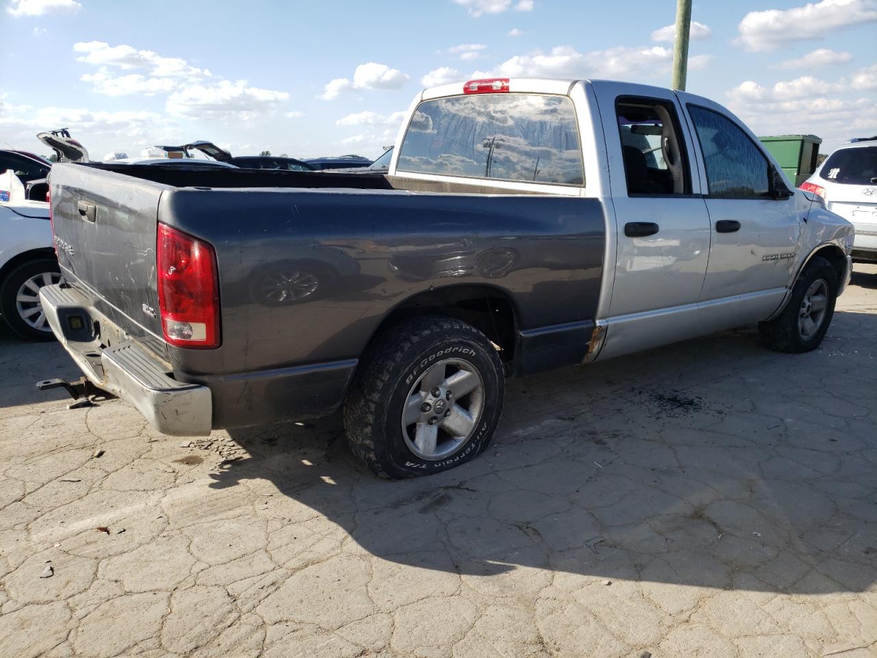 Photo 2 VIN: 1D7HA18D83S335860 - DODGE RAM 