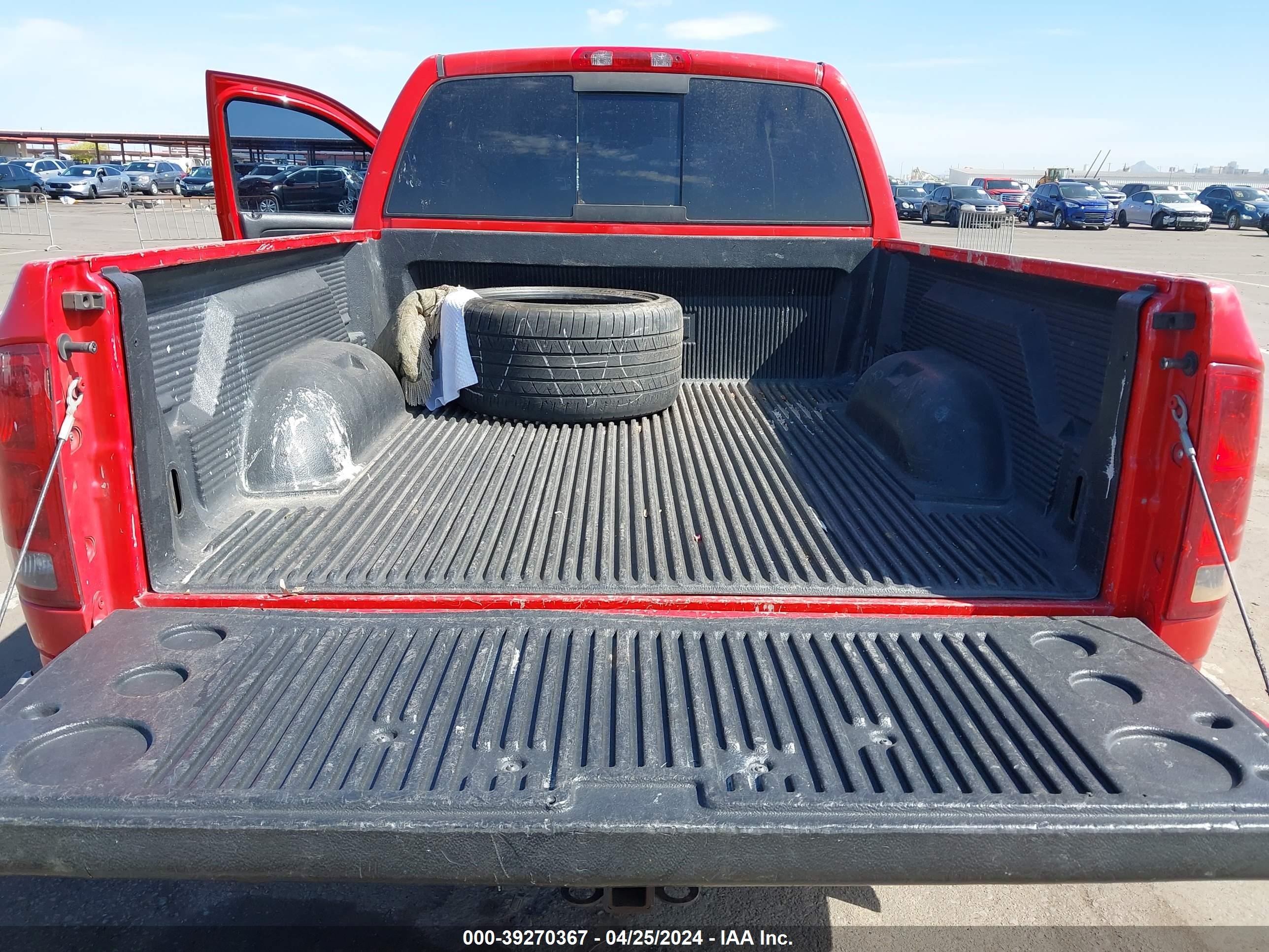 Photo 5 VIN: 1D7HA18D85S105982 - DODGE RAM 