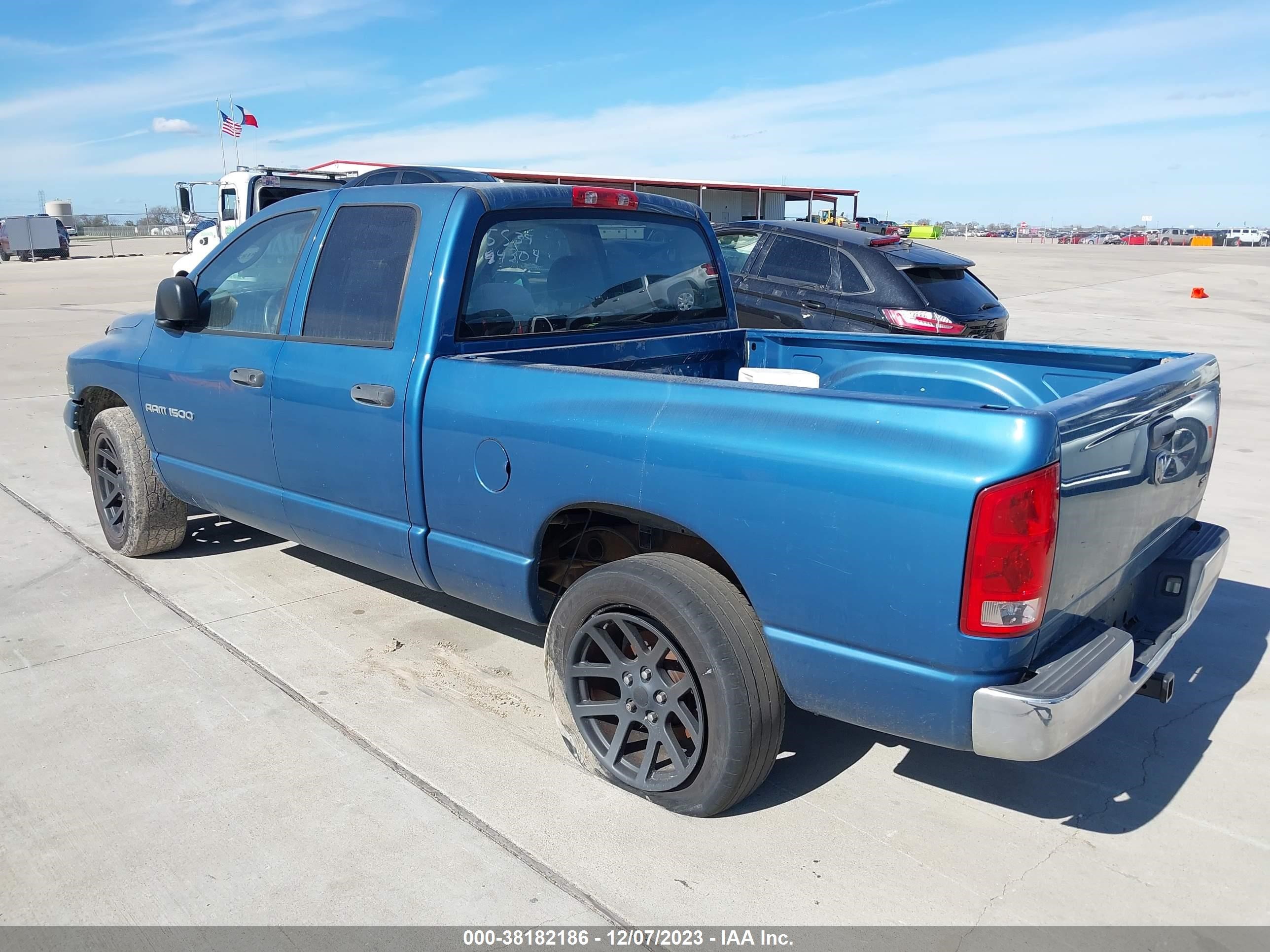 Photo 2 VIN: 1D7HA18D85S344304 - DODGE RAM 