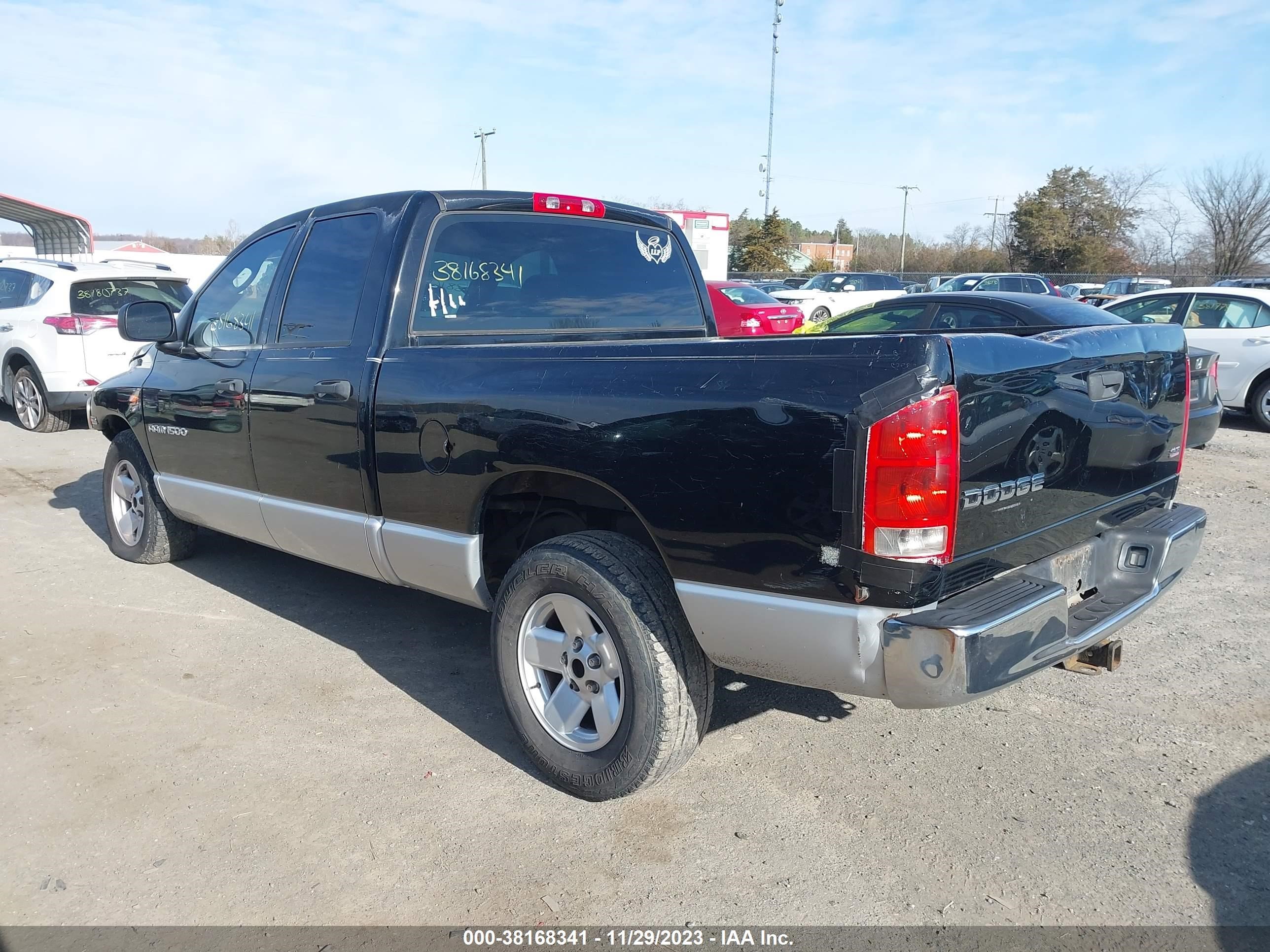 Photo 2 VIN: 1D7HA18D93S331932 - DODGE RAM 