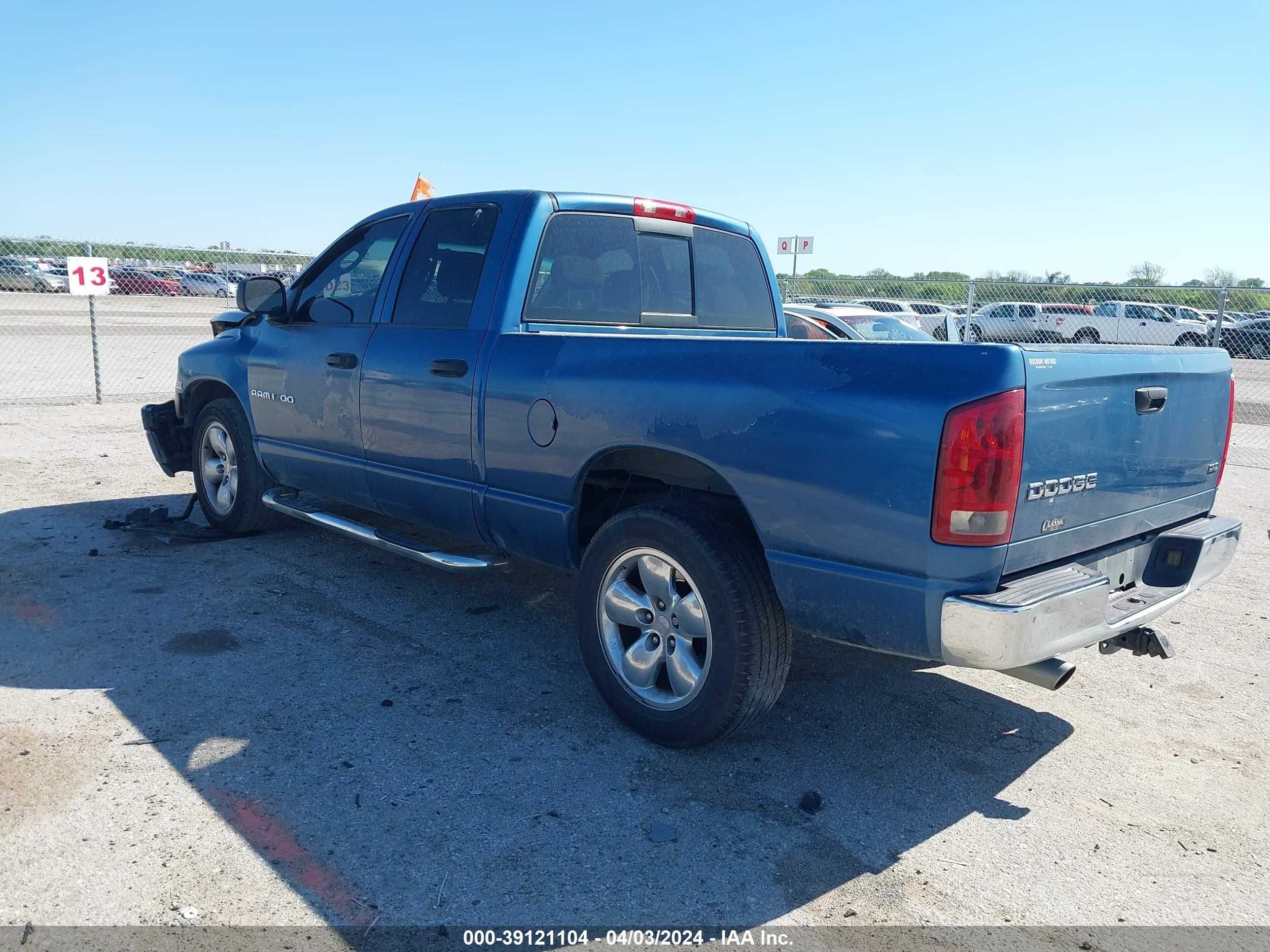 Photo 2 VIN: 1D7HA18D94S778133 - DODGE RAM 