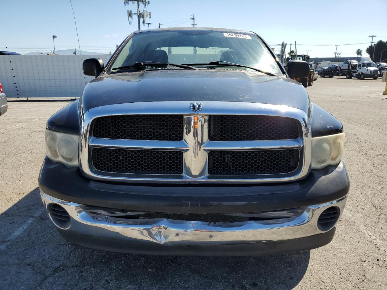 Photo 4 VIN: 1D7HA18D95J597556 - DODGE RAM 