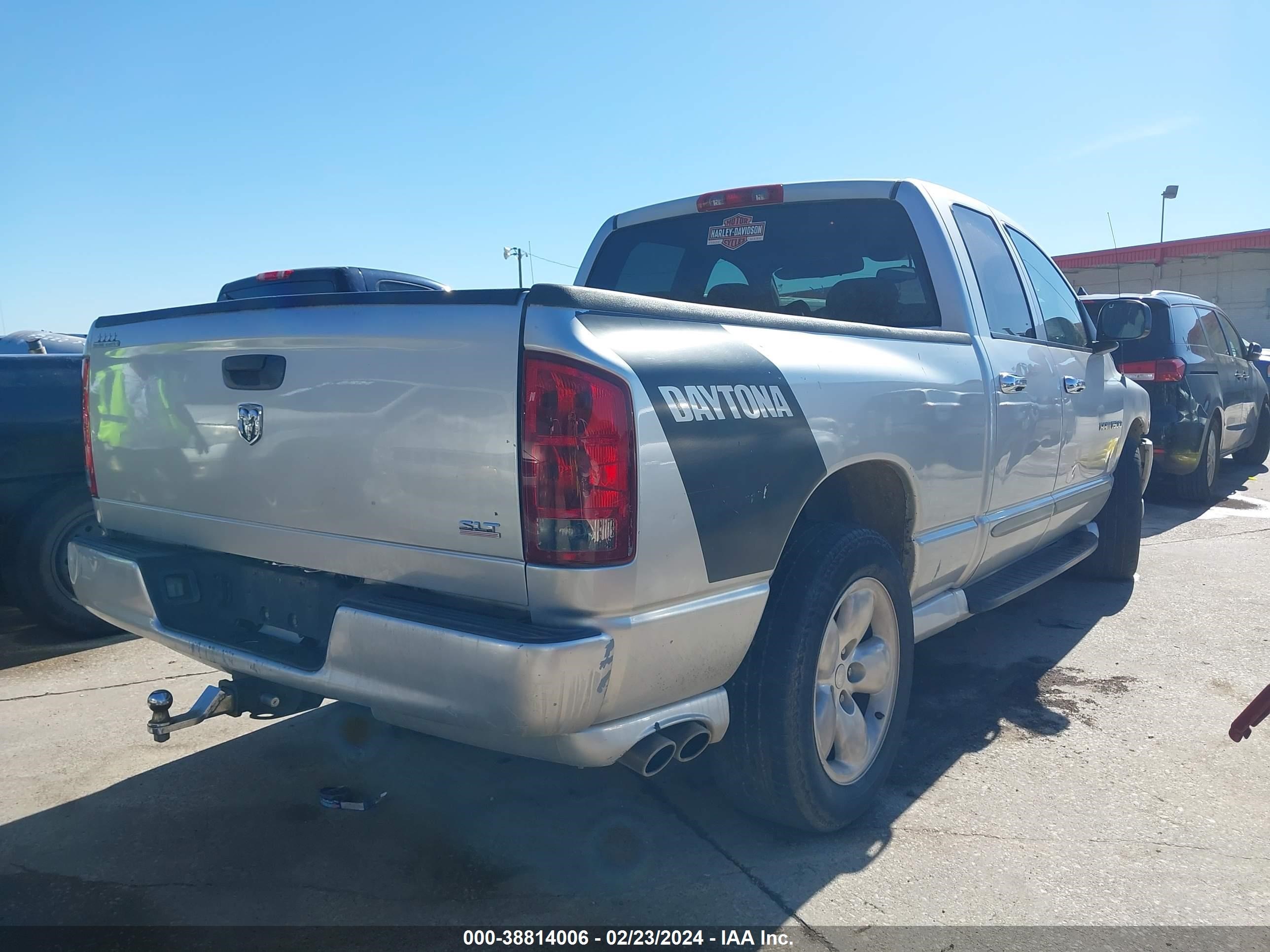 Photo 3 VIN: 1D7HA18D95J603341 - DODGE RAM 