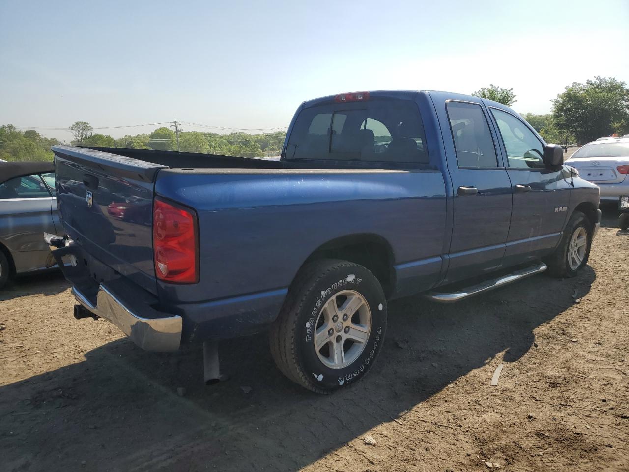 Photo 2 VIN: 1D7HA18K48J241339 - DODGE RAM 