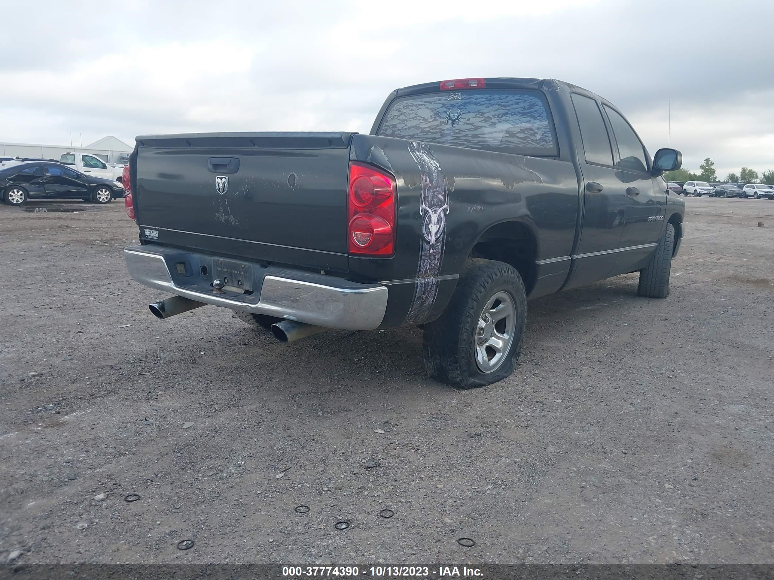 Photo 3 VIN: 1D7HA18K67J560448 - DODGE RAM 