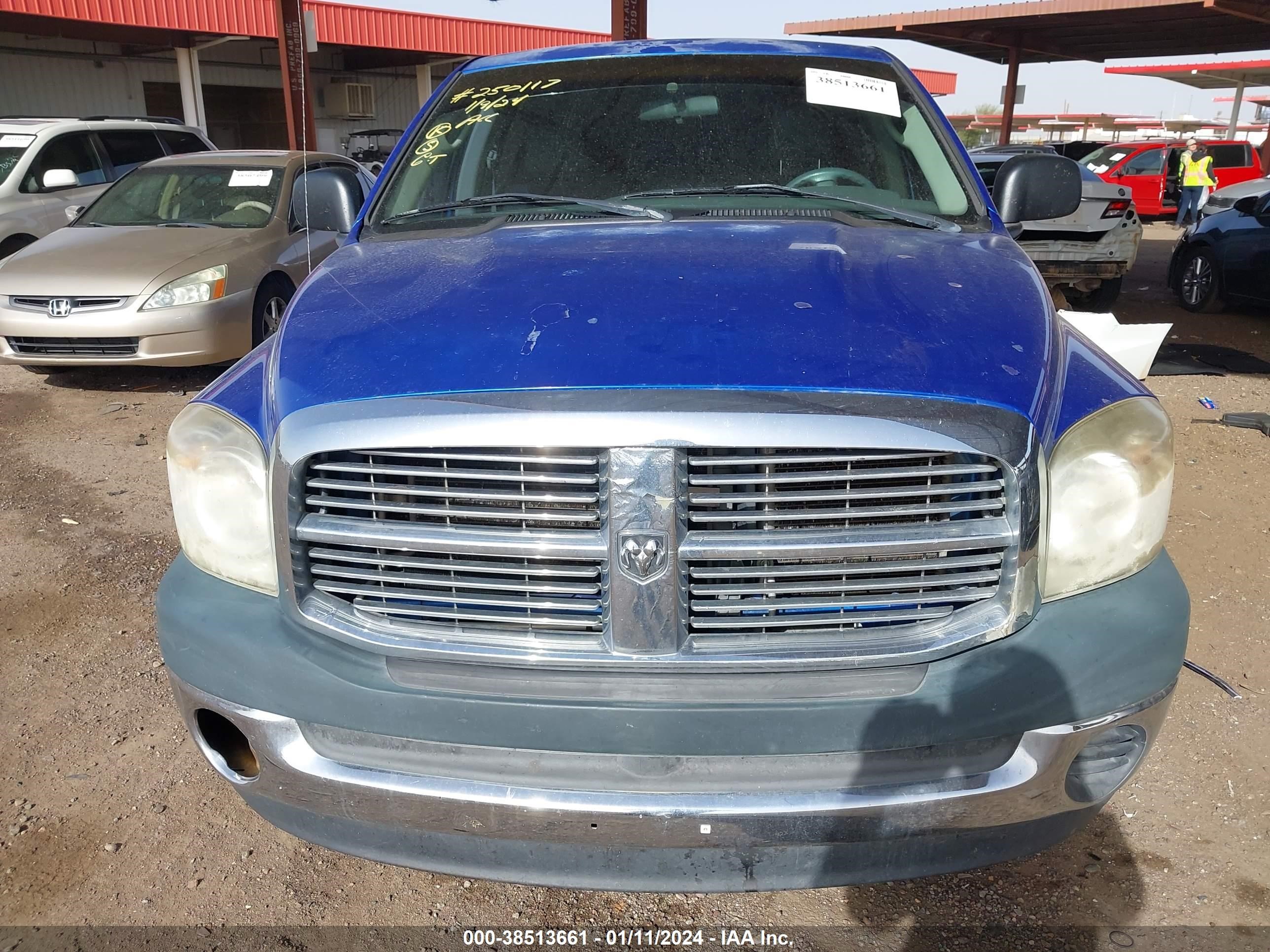 Photo 11 VIN: 1D7HA18K78J168810 - DODGE RAM 