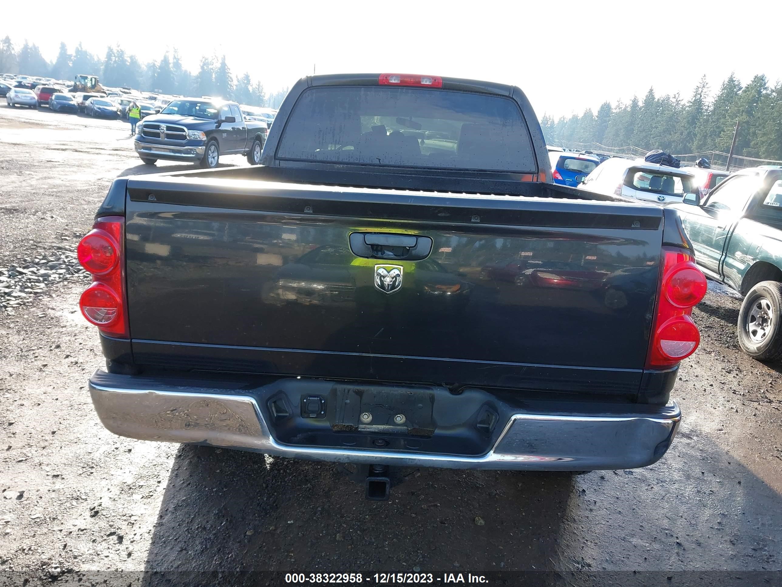 Photo 15 VIN: 1D7HA18K87J621573 - DODGE RAM 