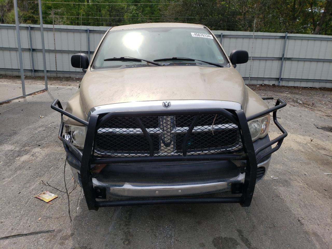 Photo 4 VIN: 1D7HA18KX5J608742 - DODGE RAM 