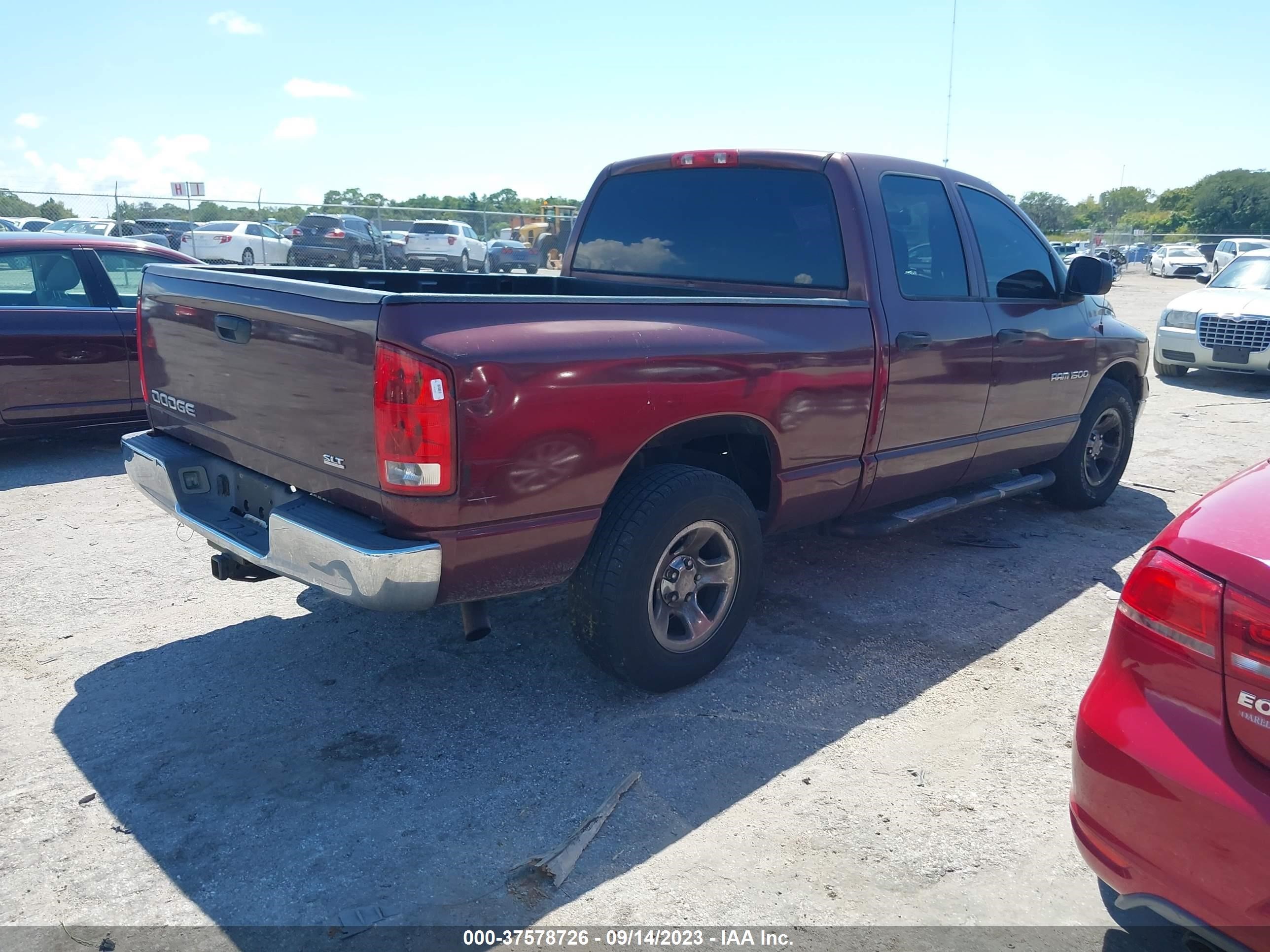 Photo 3 VIN: 1D7HA18N03S142241 - DODGE RAM 