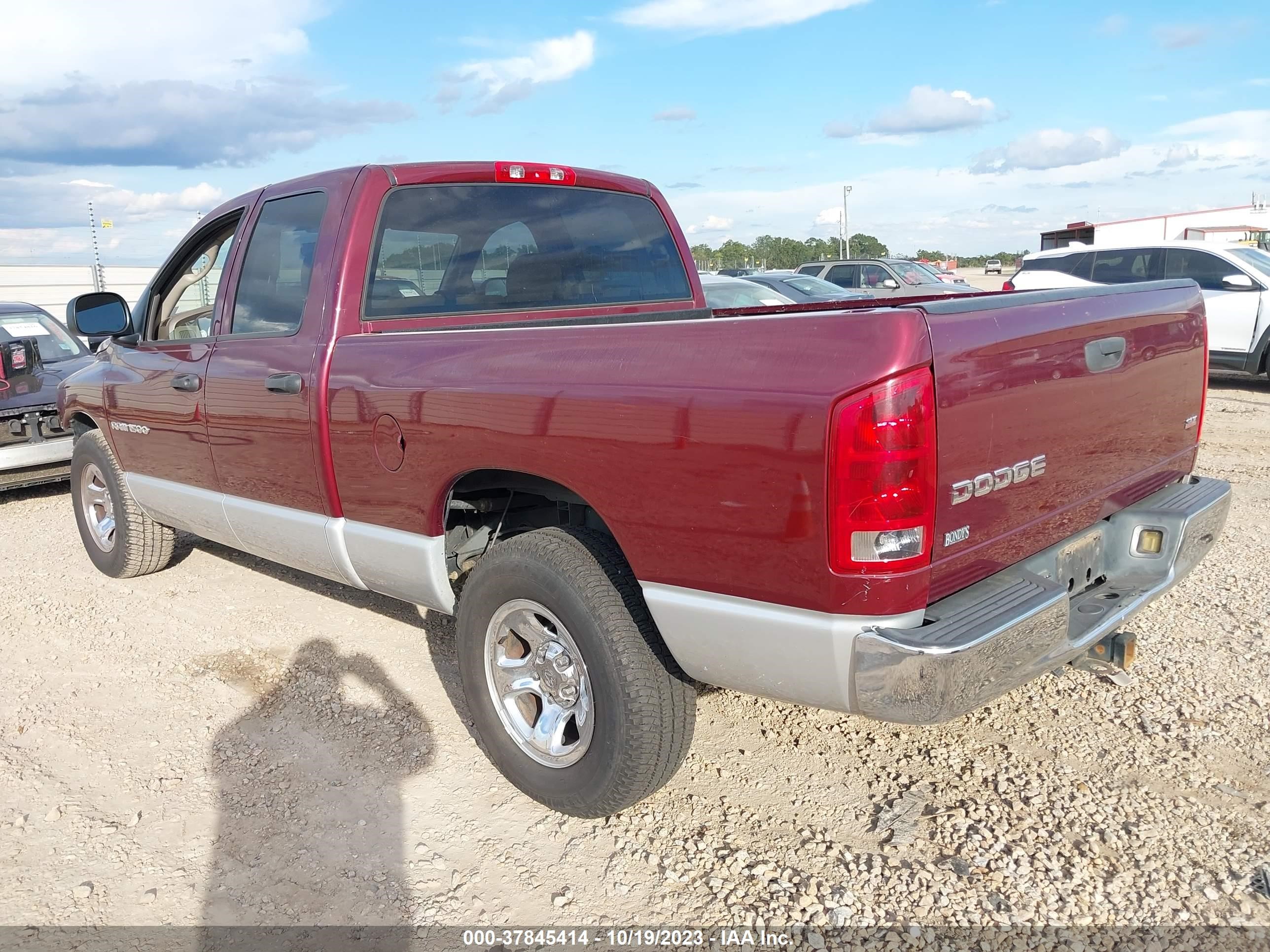 Photo 2 VIN: 1D7HA18N03S152610 - DODGE RAM 