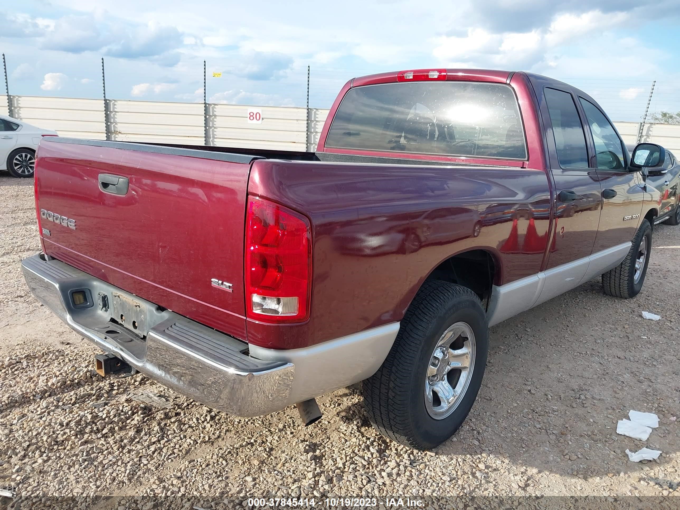 Photo 3 VIN: 1D7HA18N03S152610 - DODGE RAM 