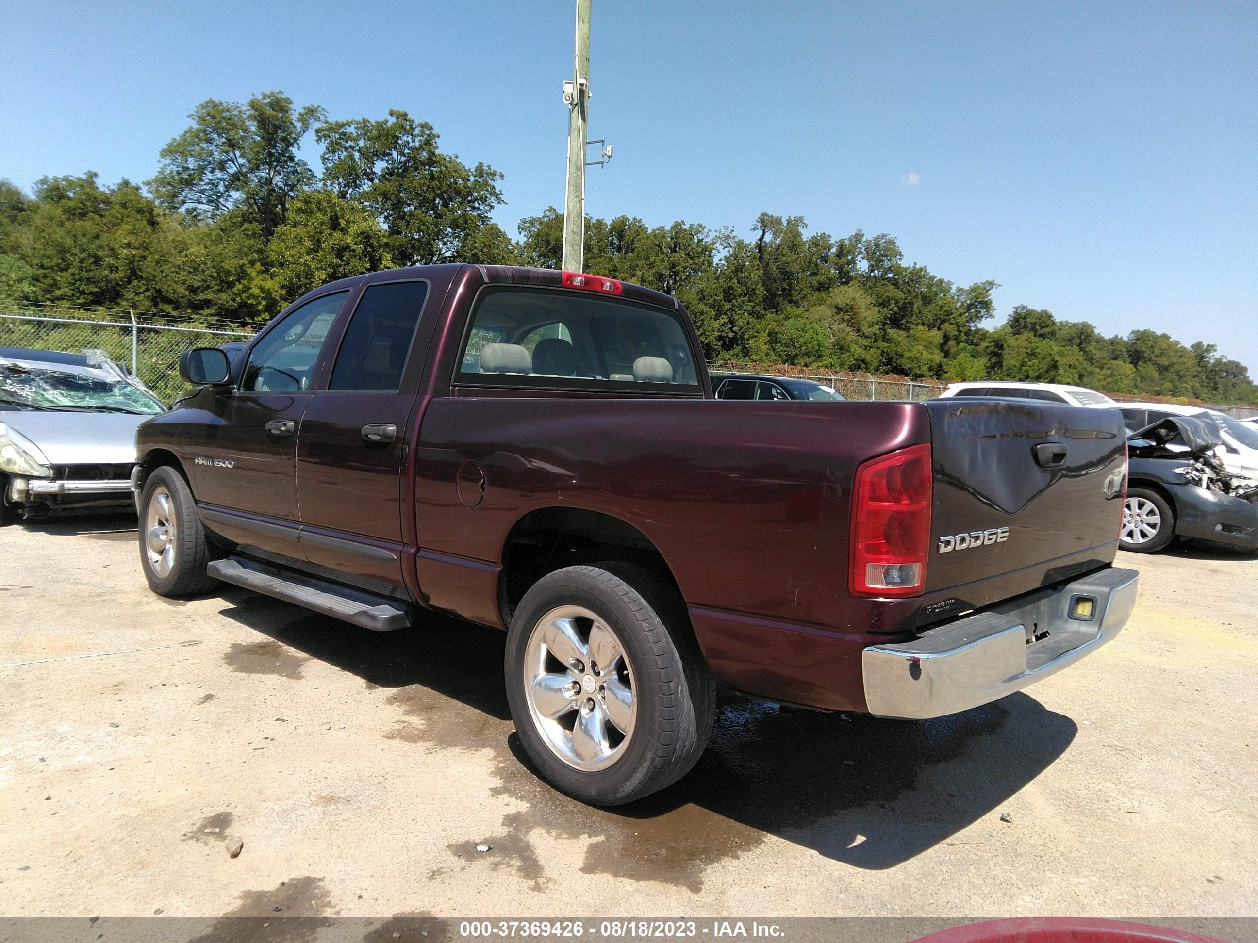 Photo 2 VIN: 1D7HA18N04J167079 - DODGE RAM 