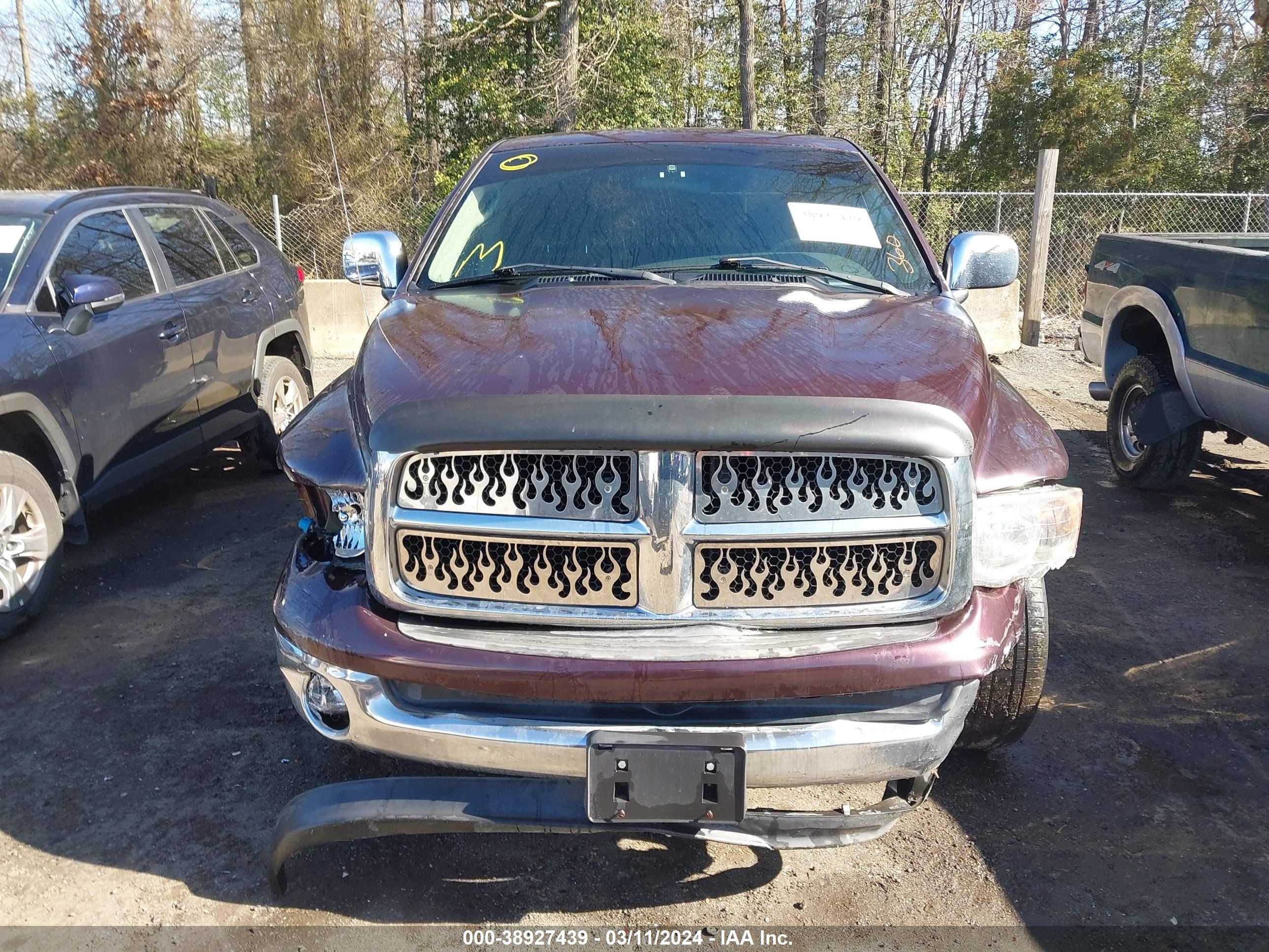 Photo 11 VIN: 1D7HA18N04S779339 - DODGE RAM 