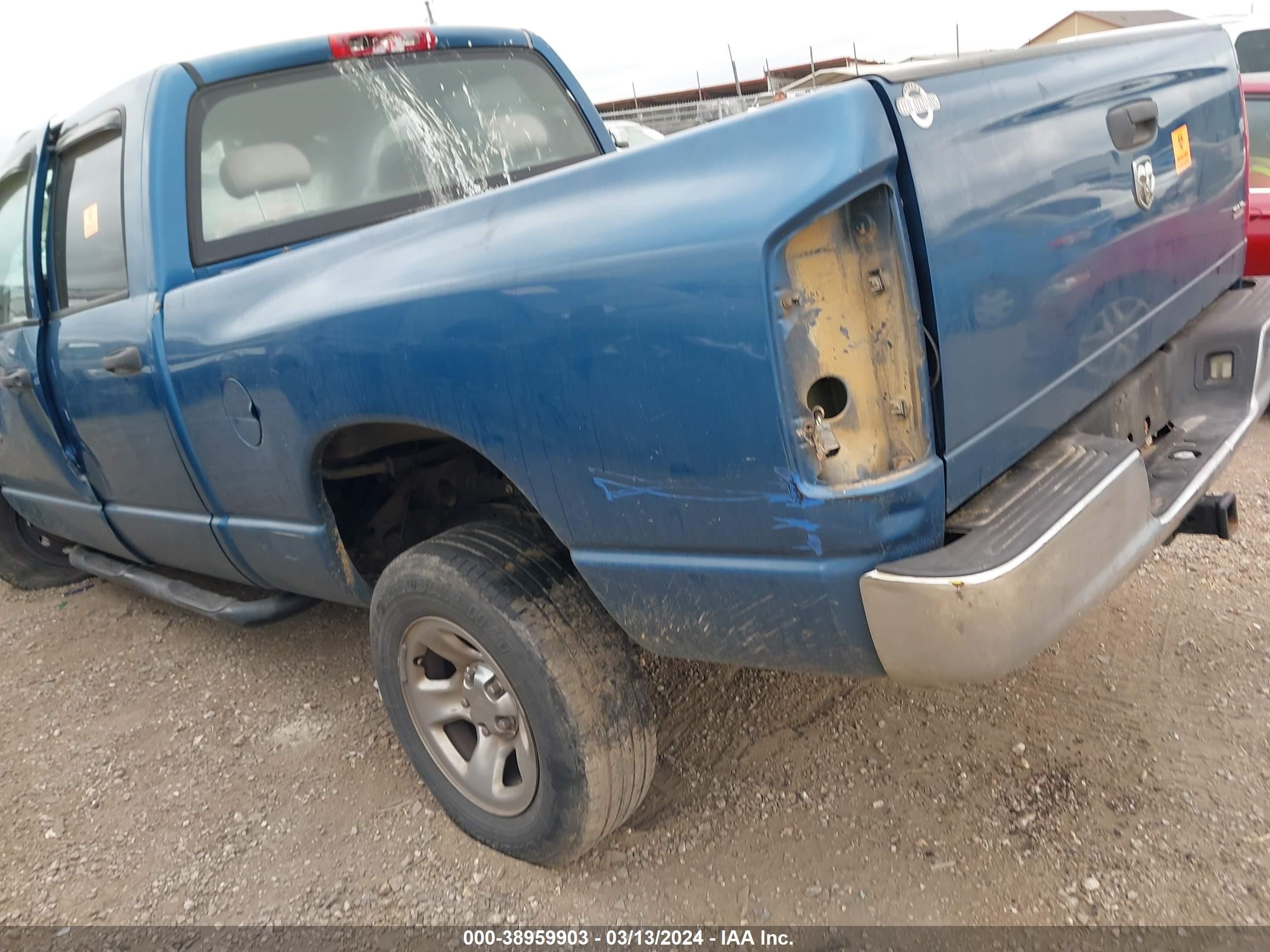 Photo 15 VIN: 1D7HA18N05S267579 - DODGE RAM 