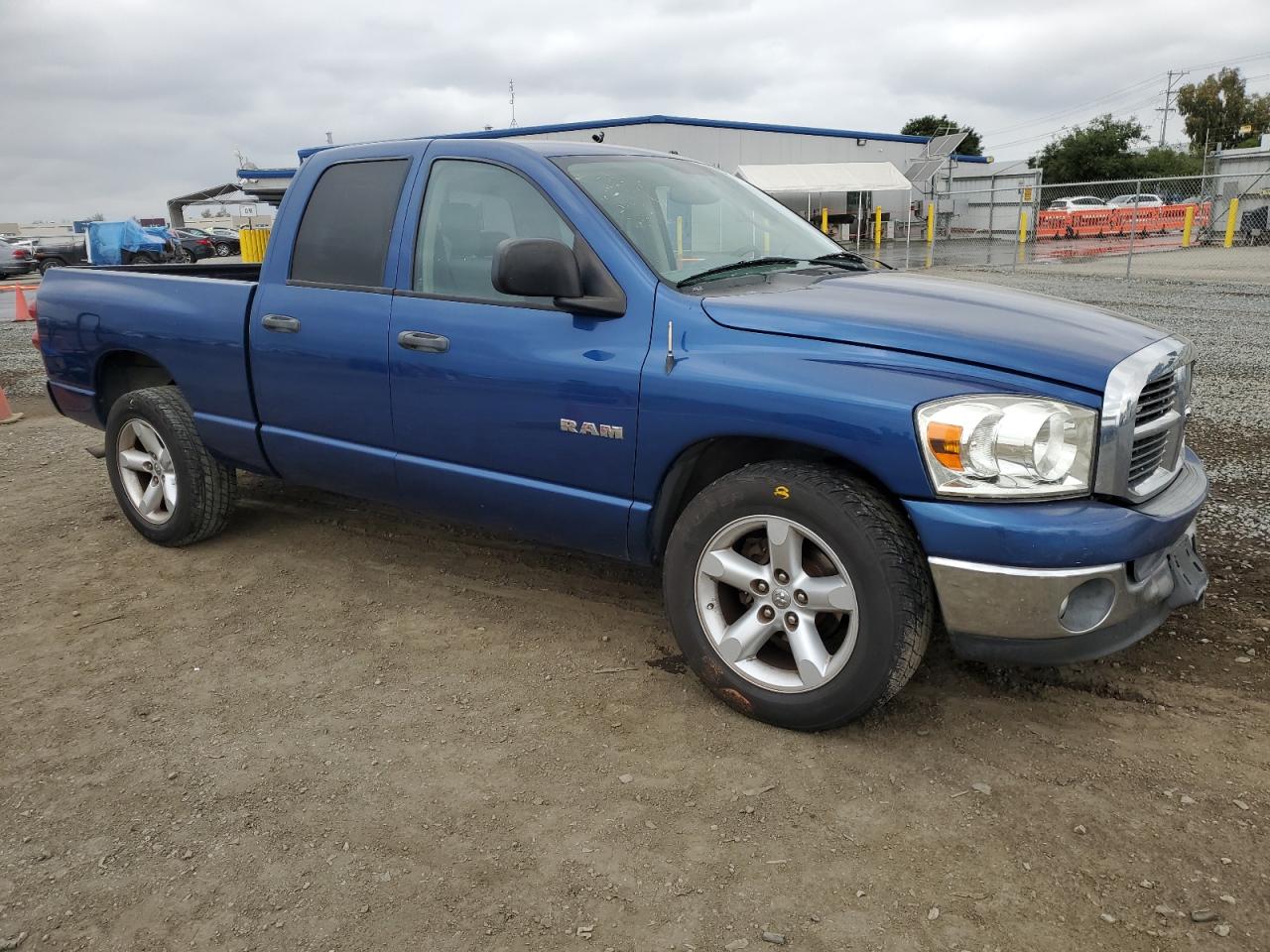 Photo 3 VIN: 1D7HA18N08S627101 - DODGE RAM 